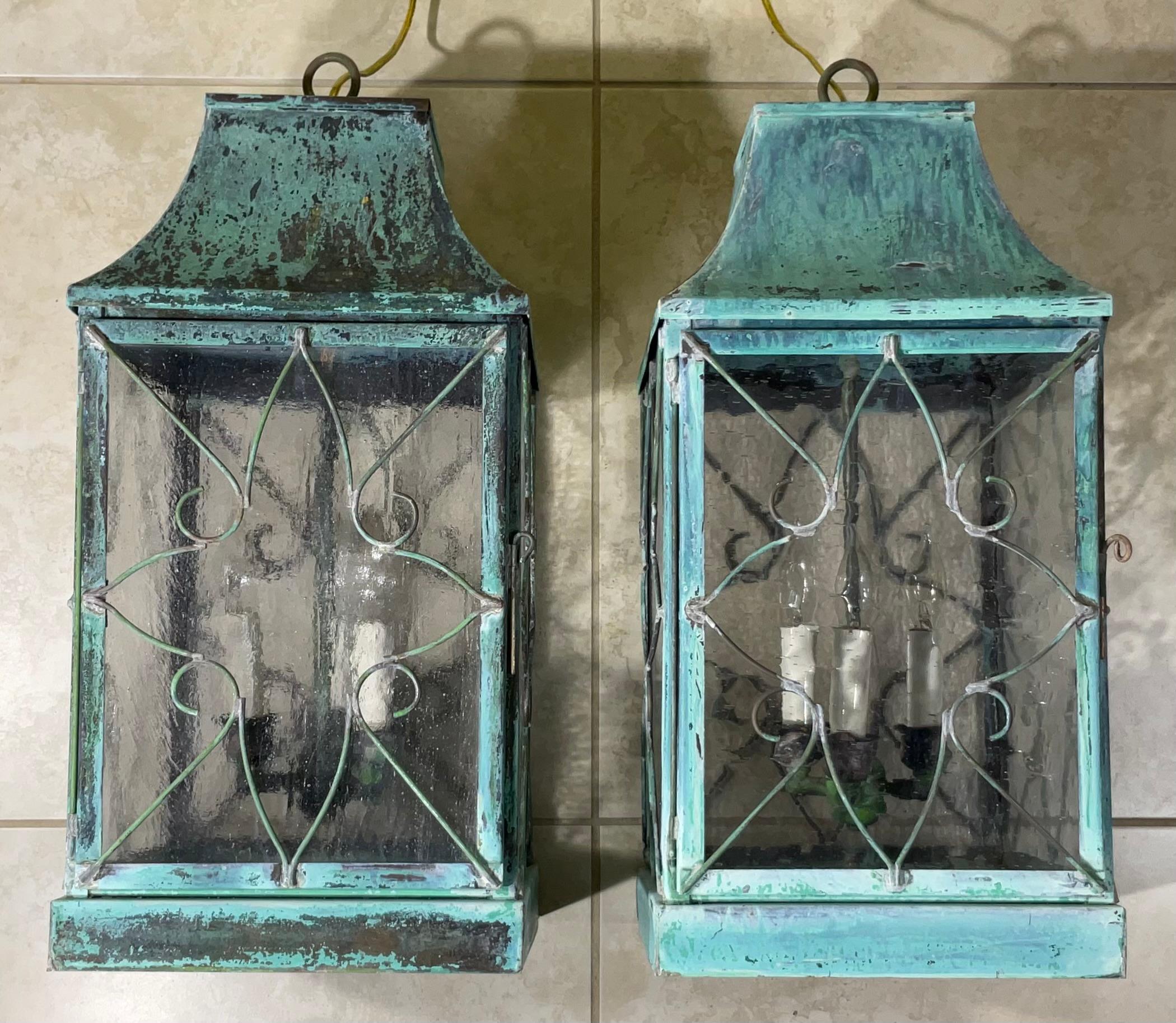 Pair Of Vintage Square Handcrafted Copper Hanging Lanterns In Good Condition For Sale In Delray Beach, FL