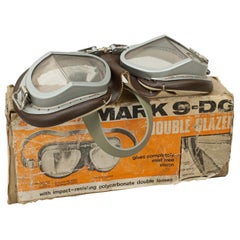 Paar Vintage Stadium Motoring Goggles in Originalverpackung