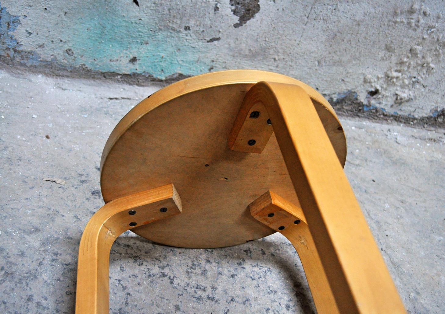 Birch Pair of Vintage Stool, Model No. E60 by Alvar Aalto for Artek, 1960s For Sale