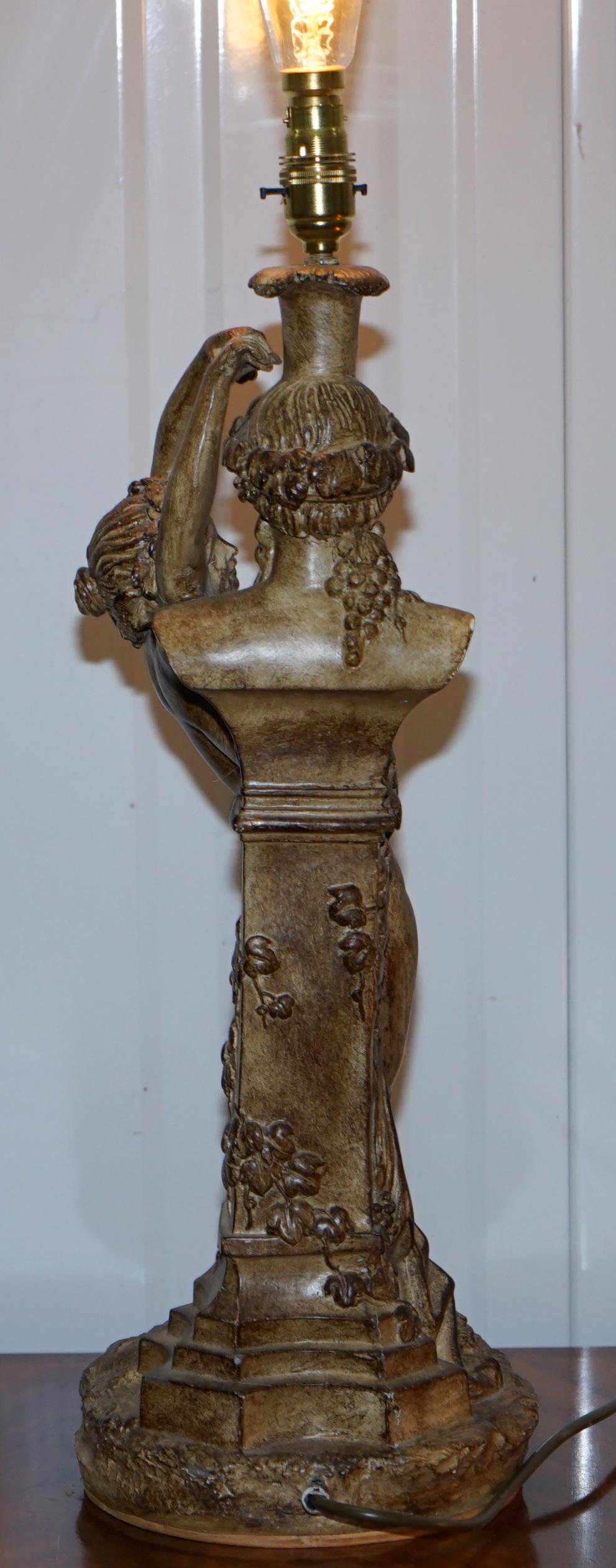 Pair of Vintage Style Maiden Seducing Zeus Statue Table Lamps Nicely Decorative 2
