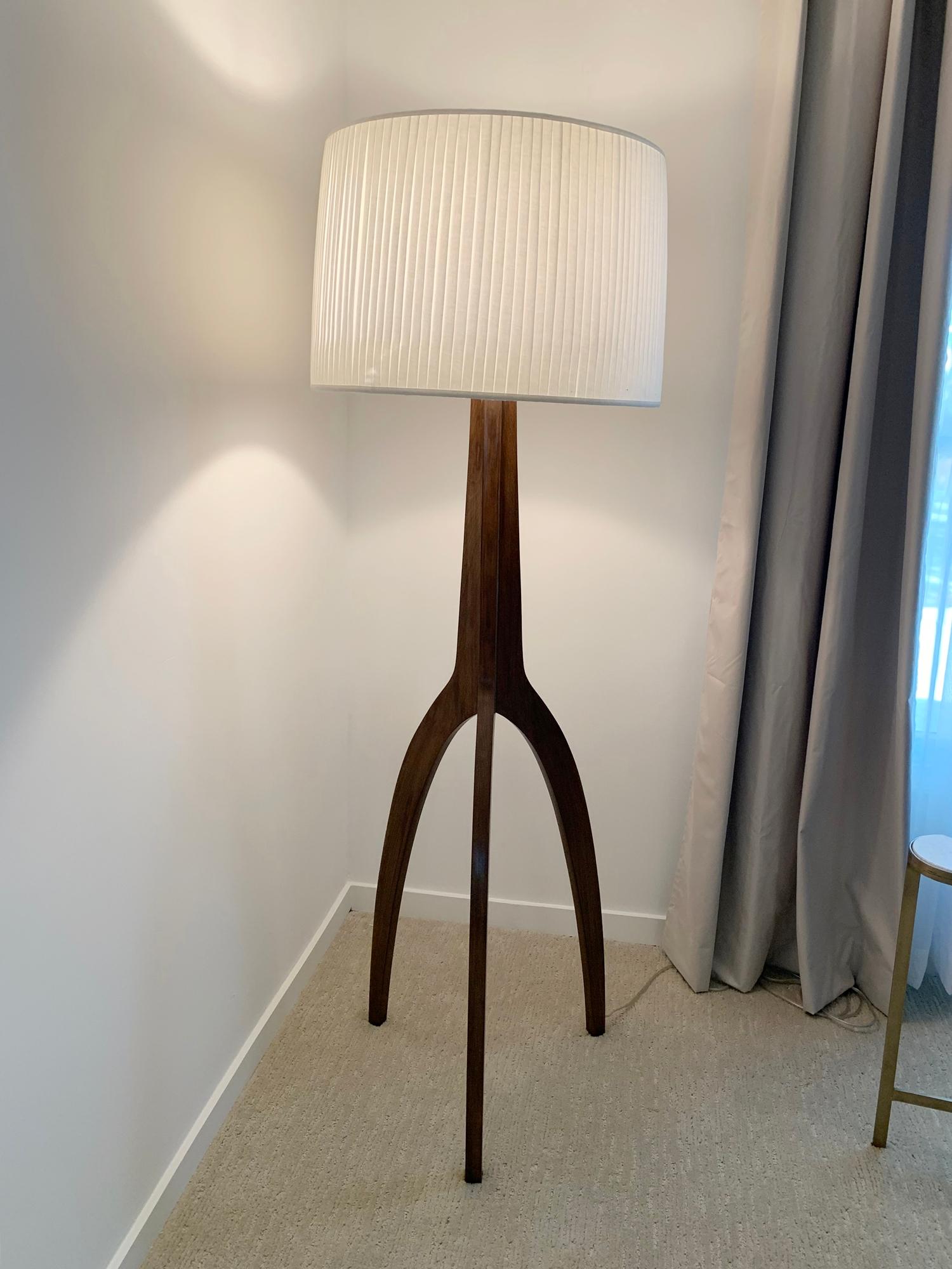 Pair of Vintage Style Tripod Floor Lamps 1