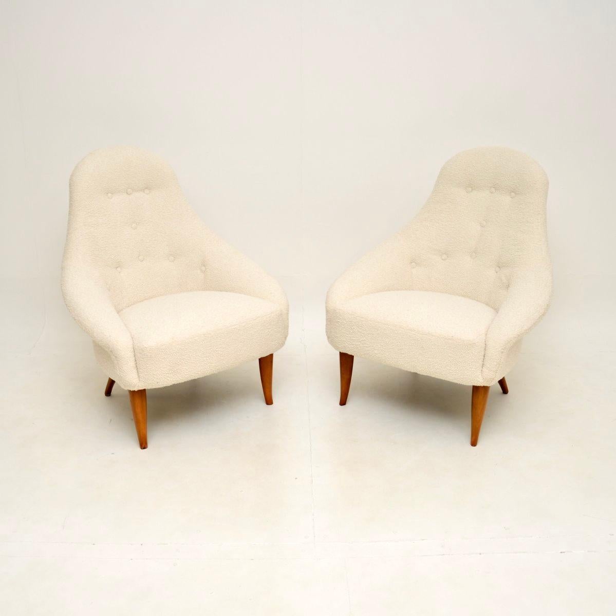 Une paire de fauteuils suédois vintage de Kerstin Horlin Holmquist absolument stupéfiante et très rare. Ce modèle s'appelle la chaise 