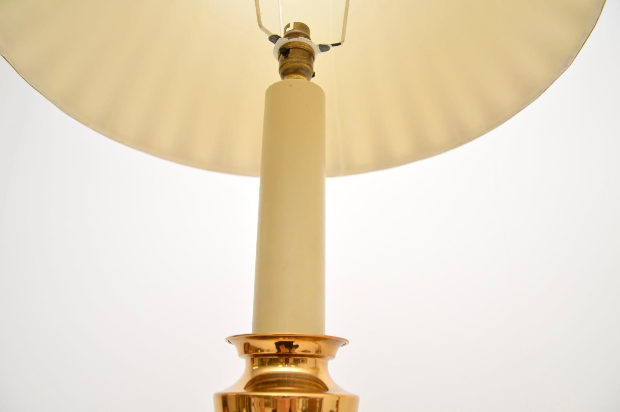 Pair of Vintage Swedish Brass Floor Lamps In Good Condition For Sale In London, GB