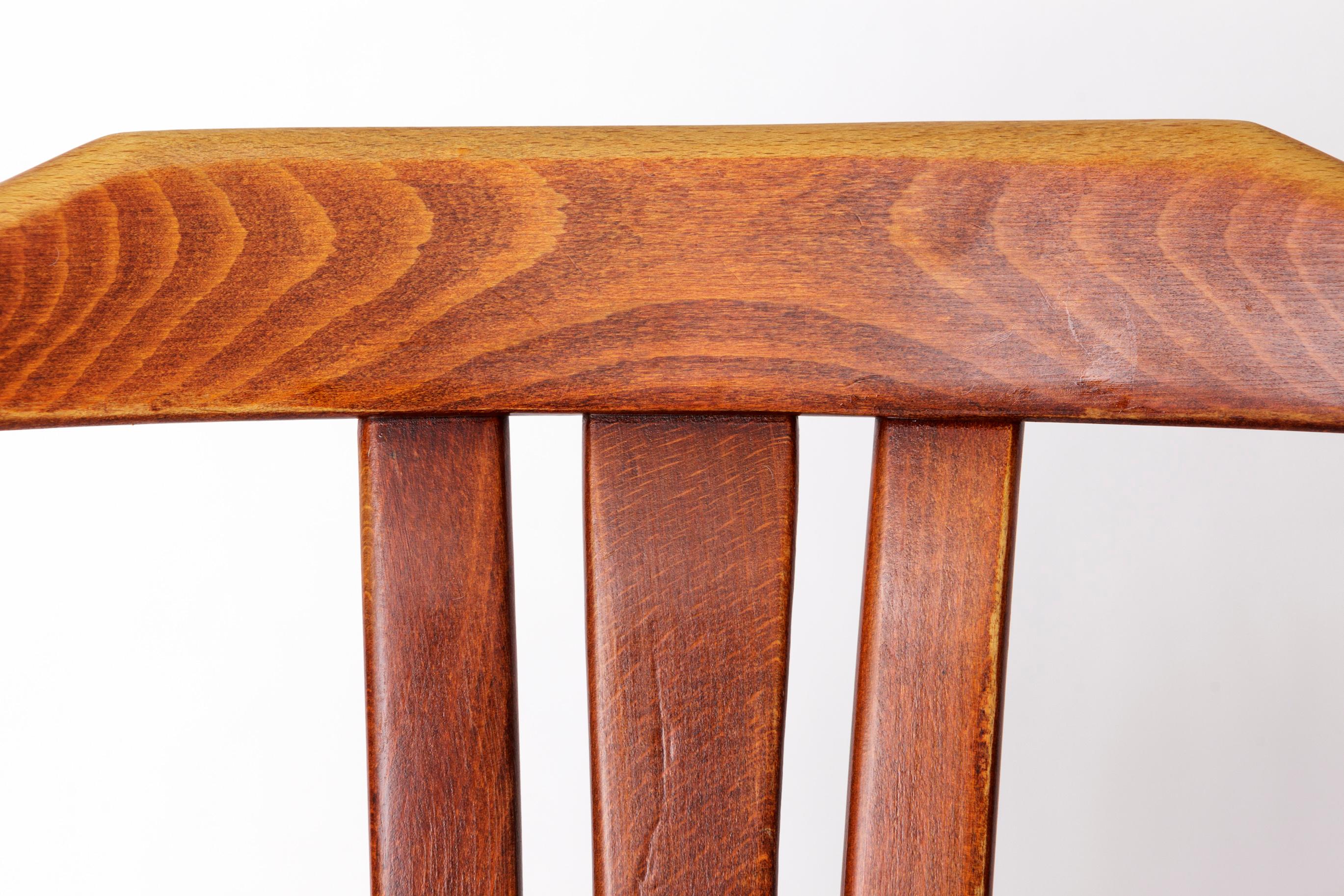 Mid-Century moderno Coppia di sedie svedesi d'epoca di LBG Group - anni '70, legno di faggio e imbottiture color porpora in vendita