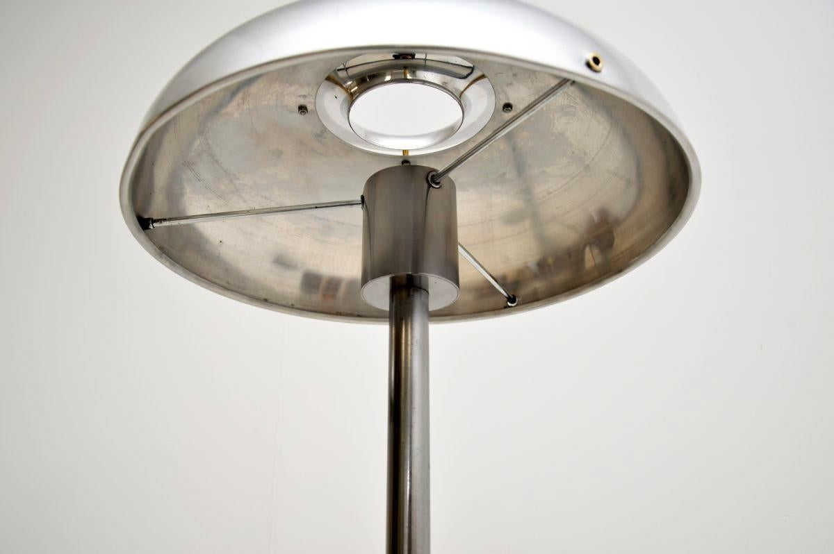 Chrome Paire de lampadaires suédois chromés vintage par Borens en vente