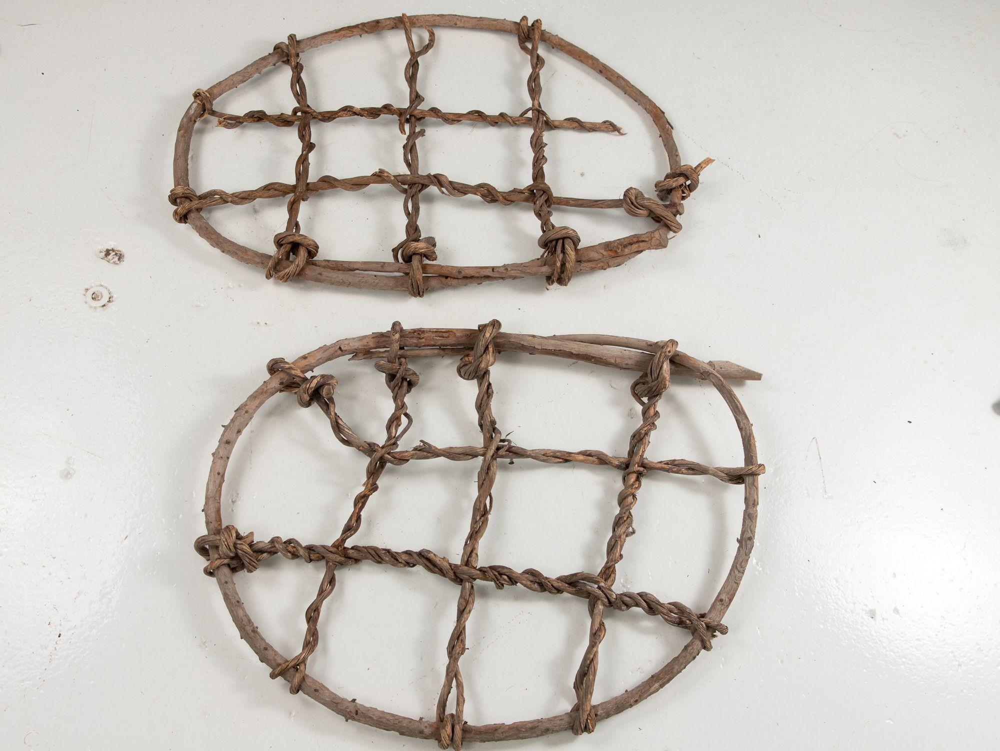 Pair of Vintage Swedish Snow Shoes, early 20th Century For Sale 2