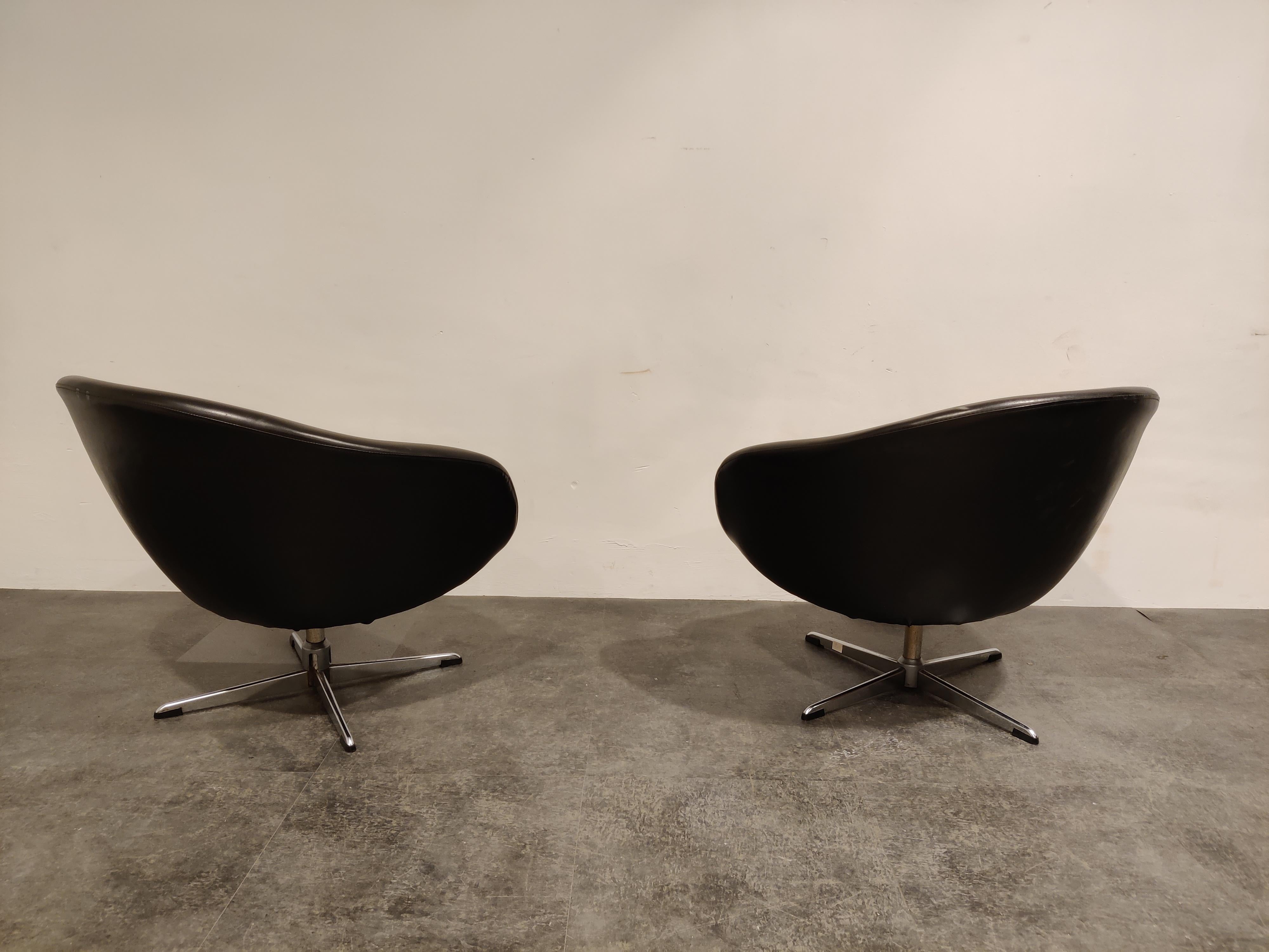 1960 swivel chair