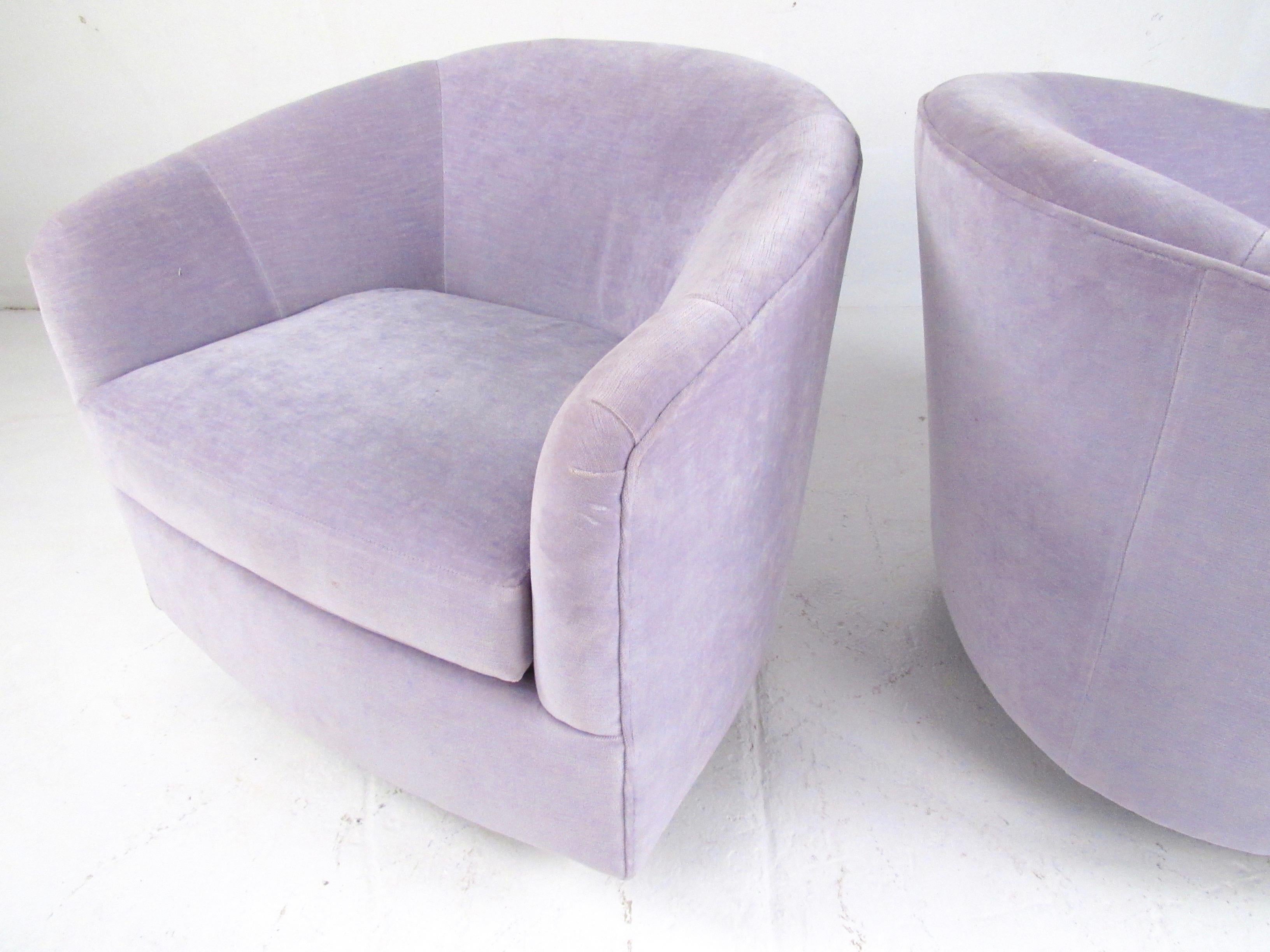 Late 20th Century Pair of Vintage Swivel Club Chairs with Ottoman