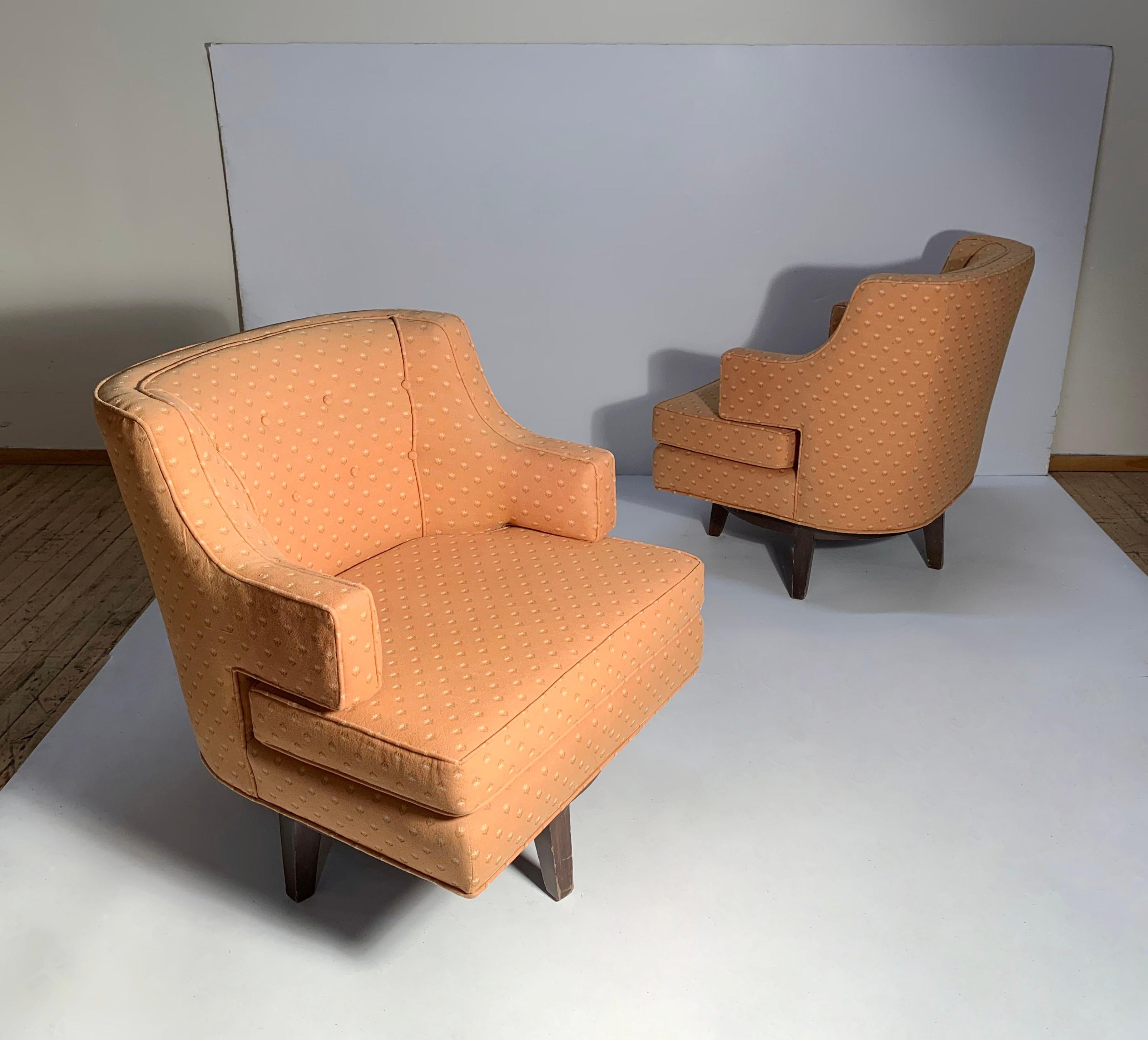 Pair of Vintage Swivel Lounge Chairs For Sale 5