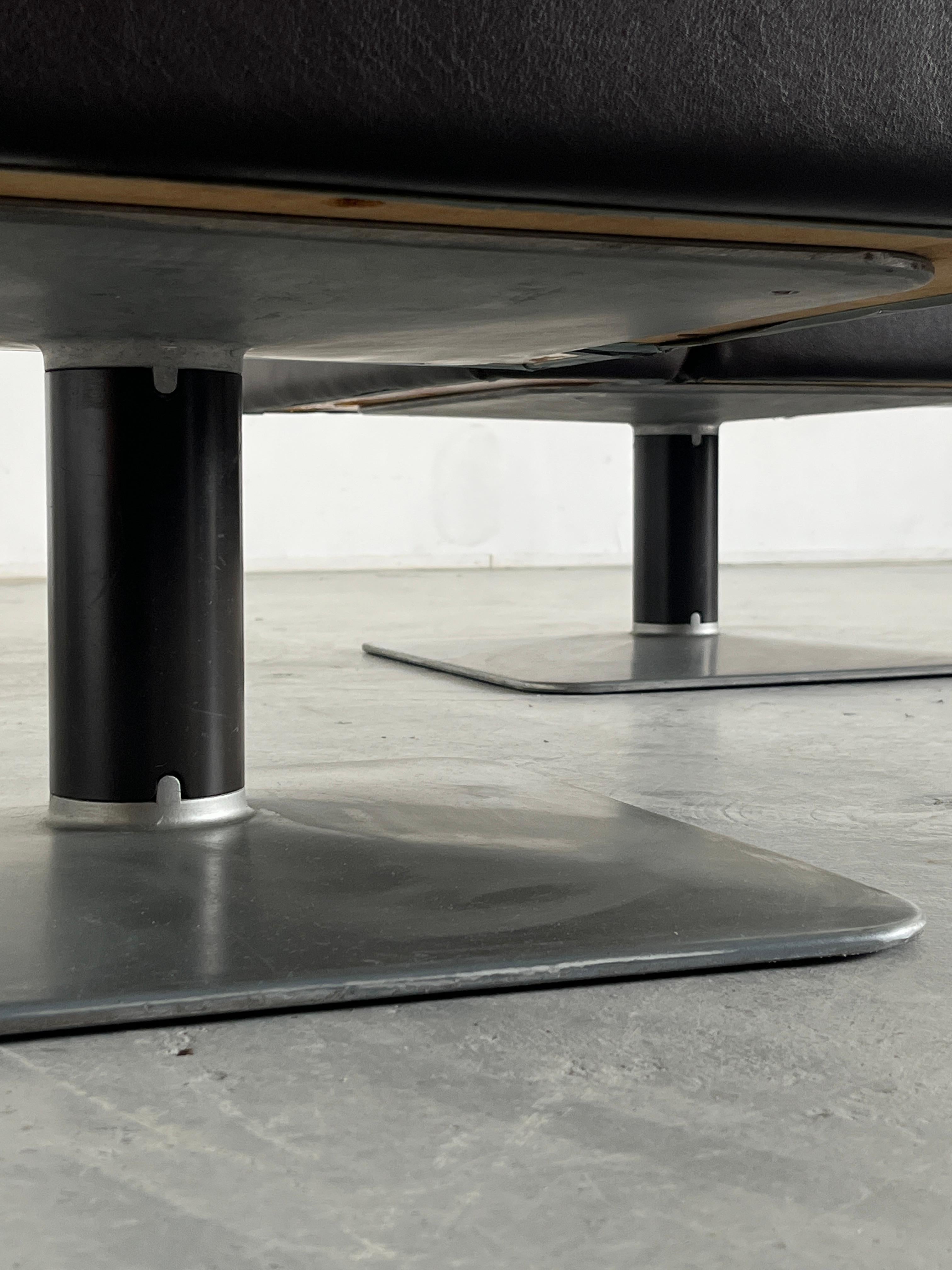 Ein Paar Vintage 'System 350' Lounge Chairs von Herbert Hirche für Mauser, 1974 (Aluminium) im Angebot