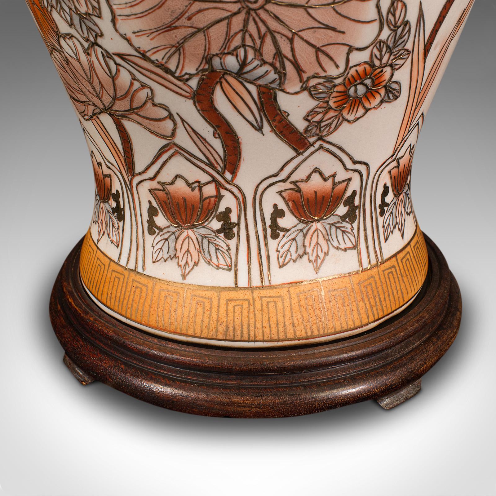 Coppia di lampade da tavolo d'epoca, cinese, ceramica, luce decorativa, Art Deco, 1940 in vendita 4