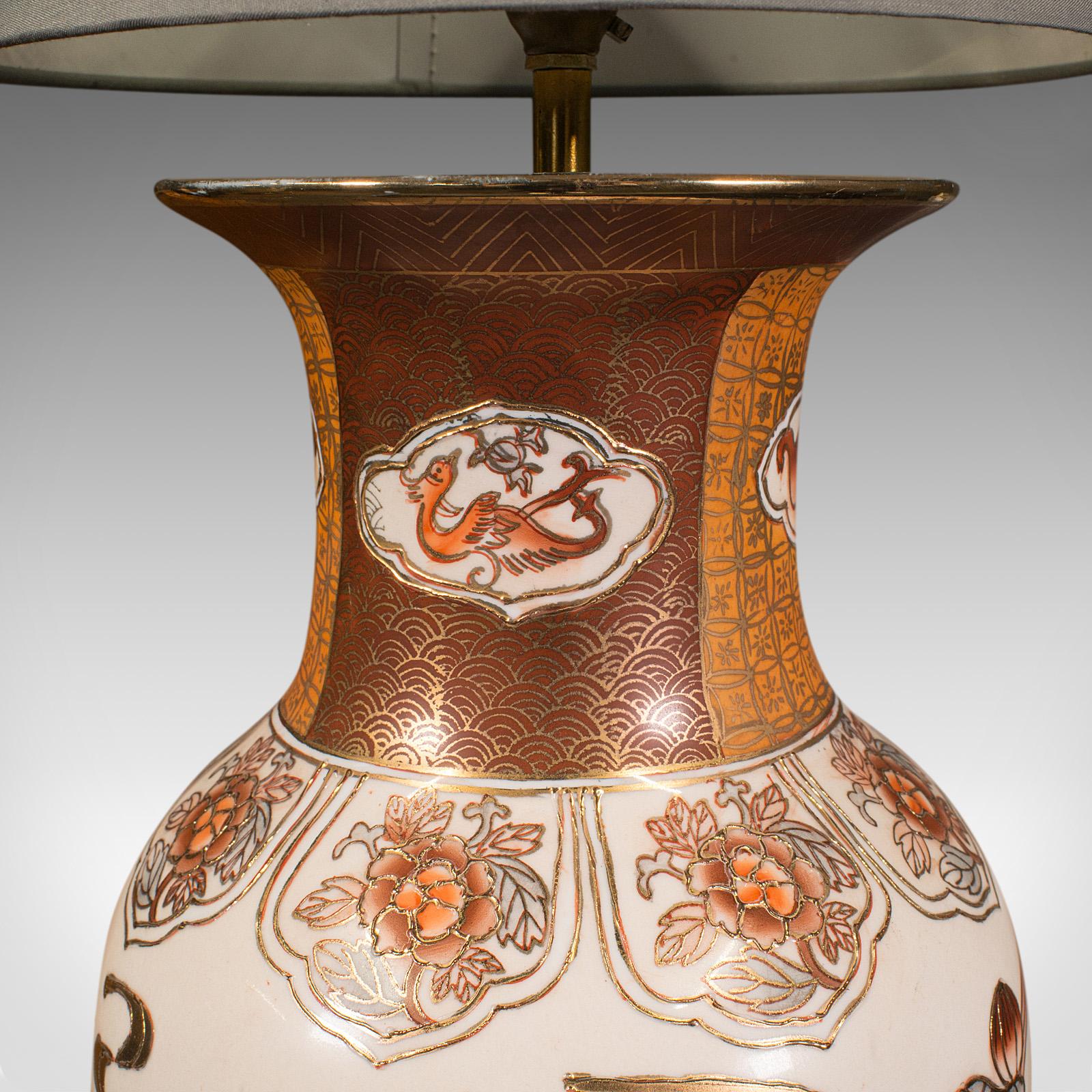 Coppia di lampade da tavolo d'epoca, cinese, ceramica, luce decorativa, Art Deco, 1940 in vendita 1