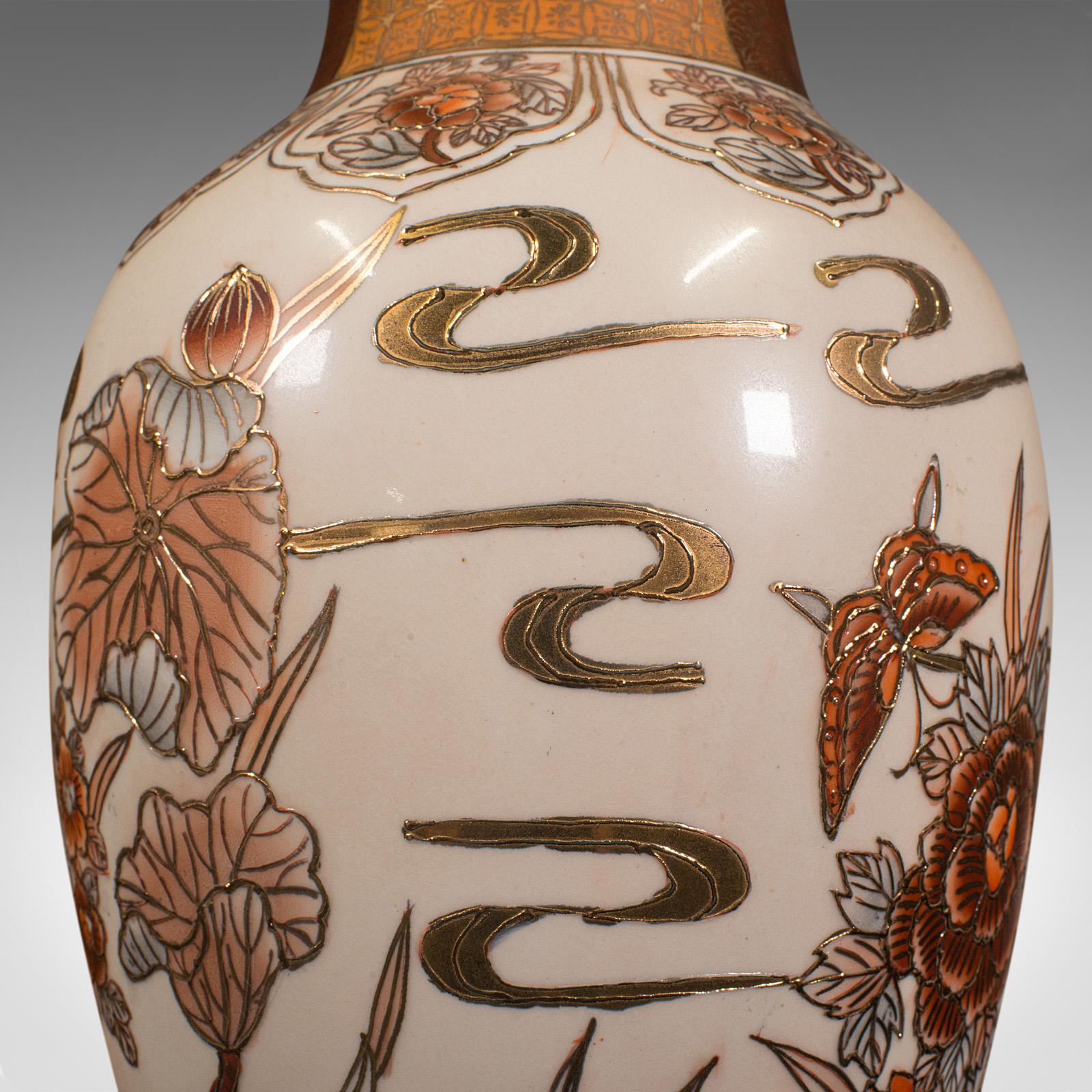 Coppia di lampade da tavolo d'epoca, cinese, ceramica, luce decorativa, Art Deco, 1940 in vendita 3