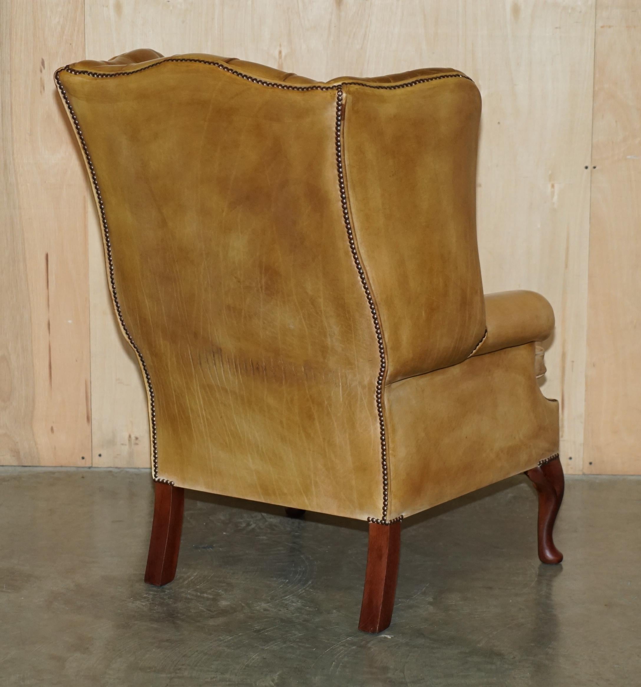 Paire de chaises à bandoulière vintage en cuir marron foncé avec pieds en fourrure en vente 7