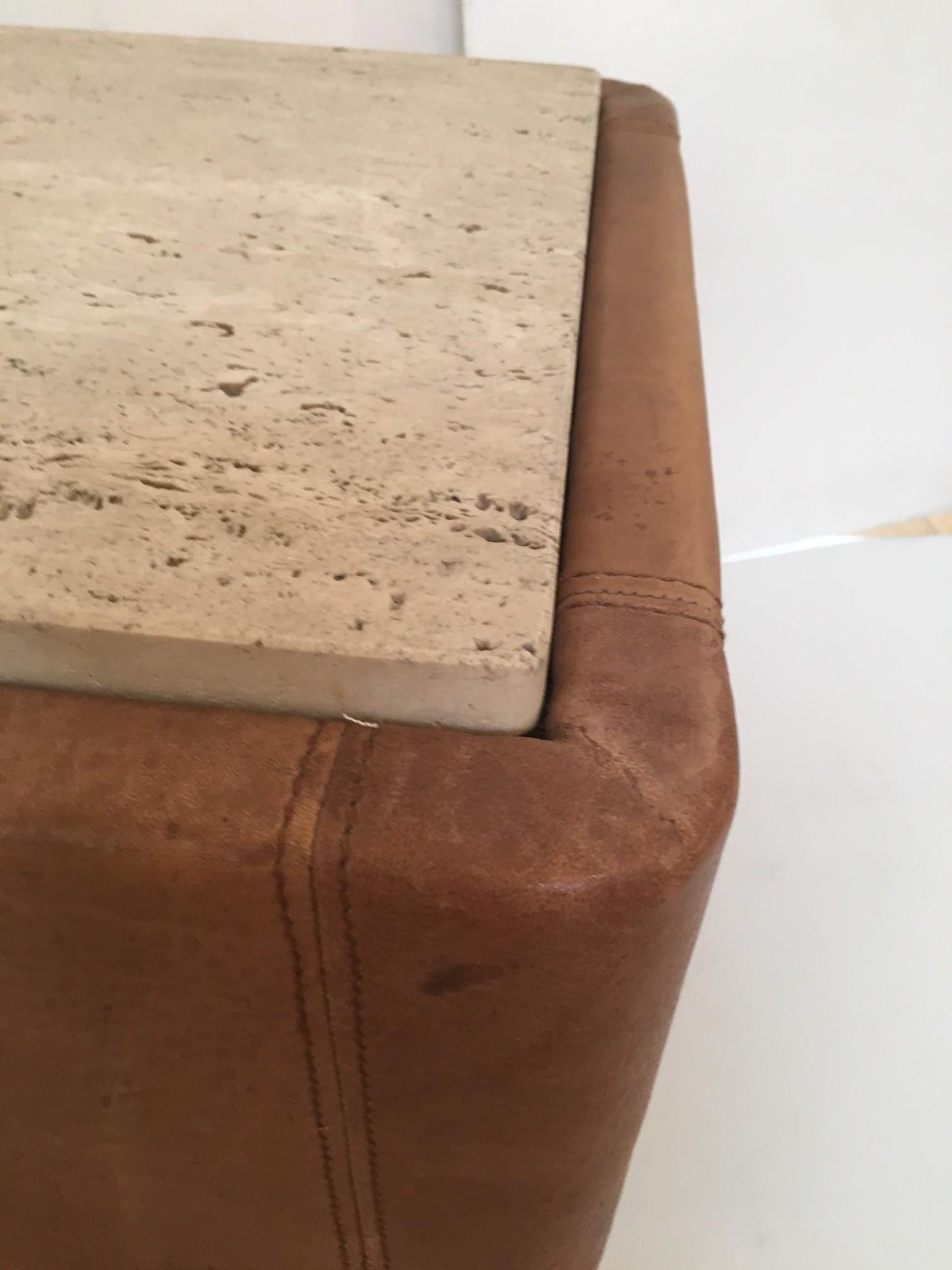 Paar braune De Sede-Beistelltische aus Leder mit Lederbezug im Vintage-Stil von De Sede im Zustand „Gut“ im Angebot in Los Angeles, CA