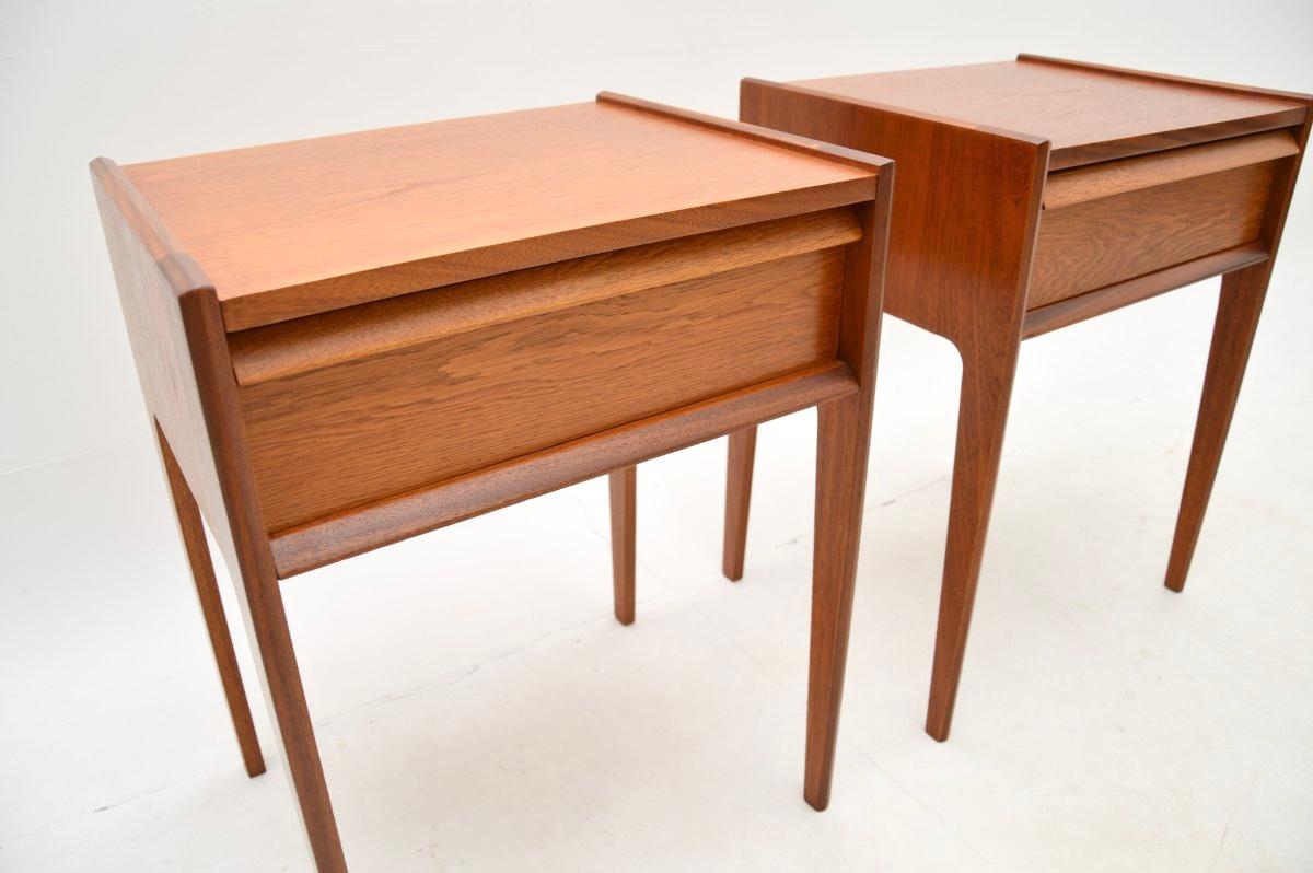 Pair of Vintage Teak Bedside Tables by Younger For Sale 2