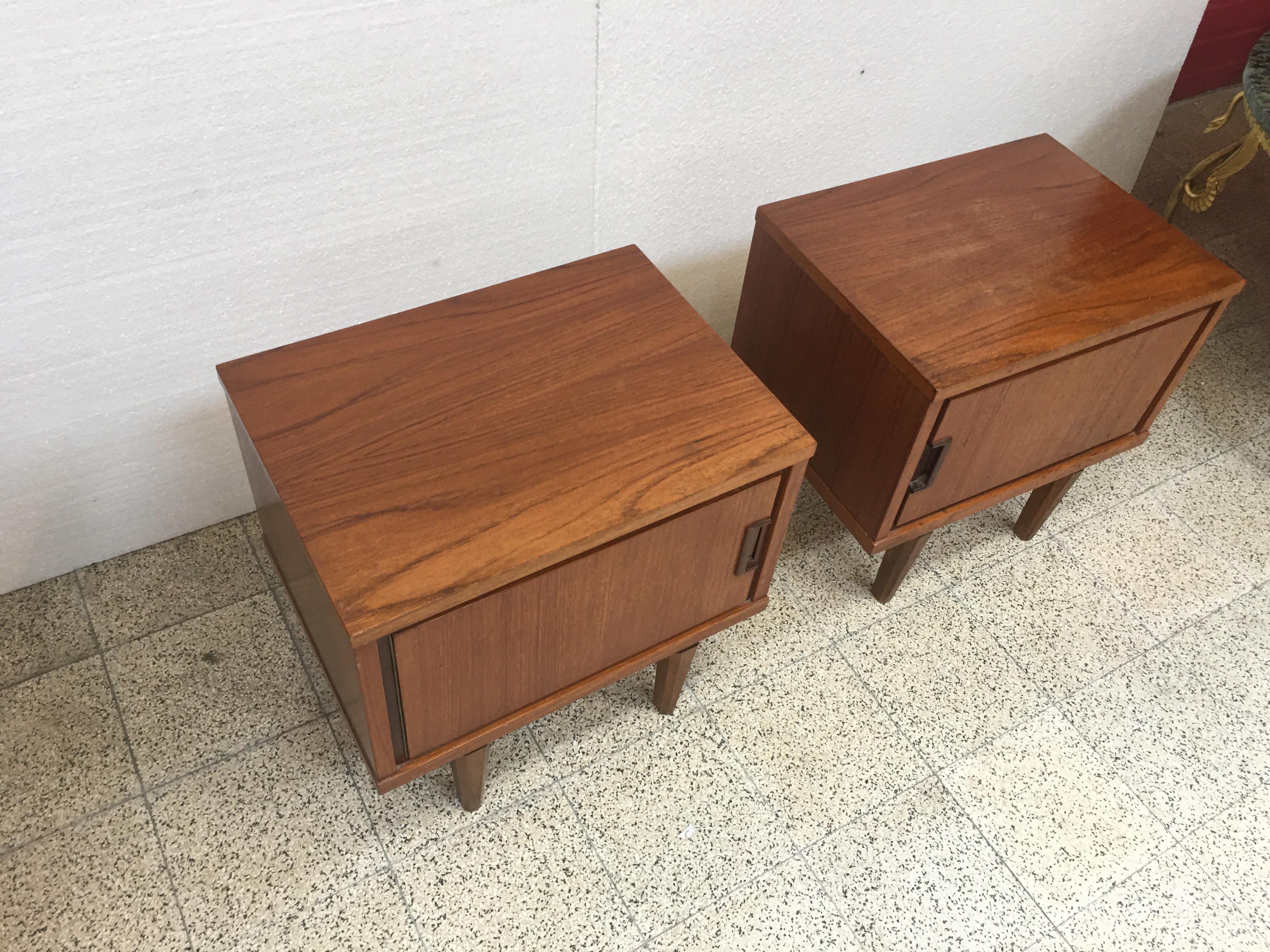 Pair of Vintage Teak Bedside Tables circa 1970 For Sale 5