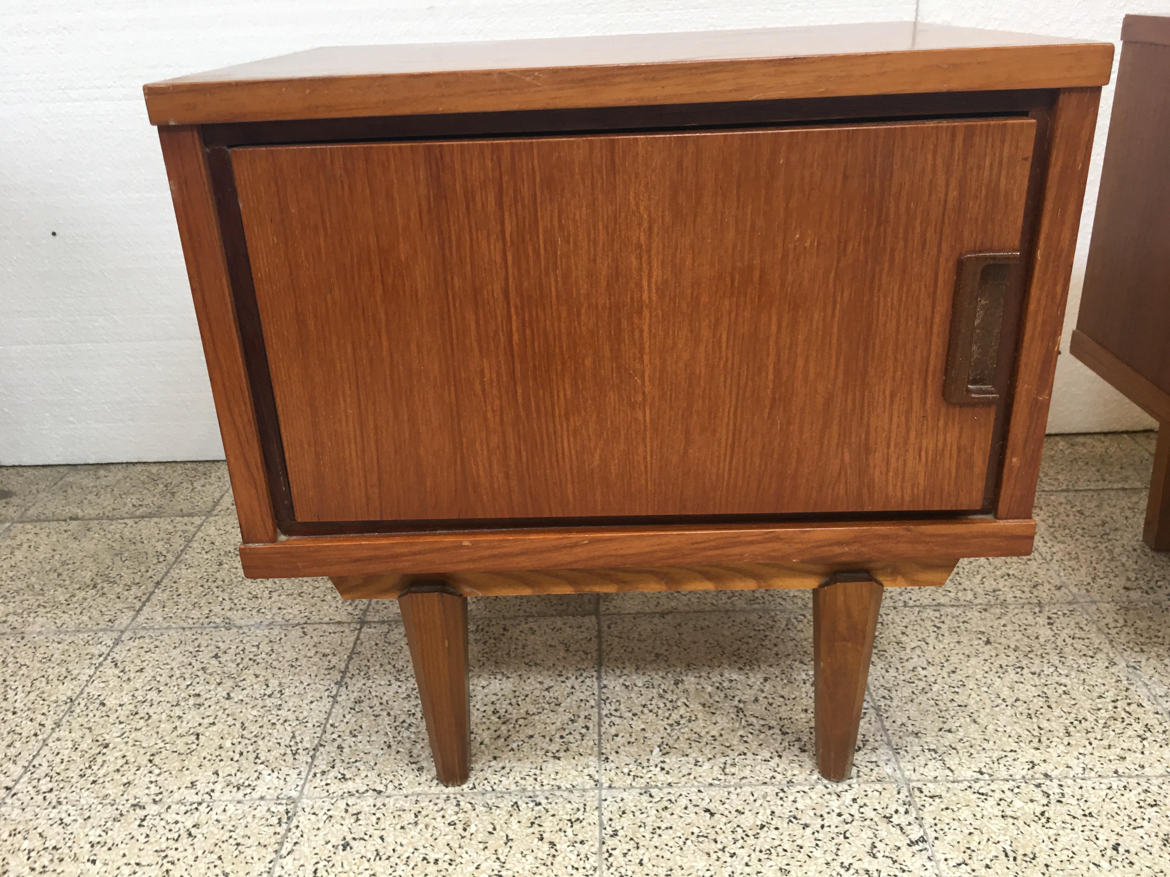 Pair of Vintage Teak Bedside Tables circa 1970 For Sale 6