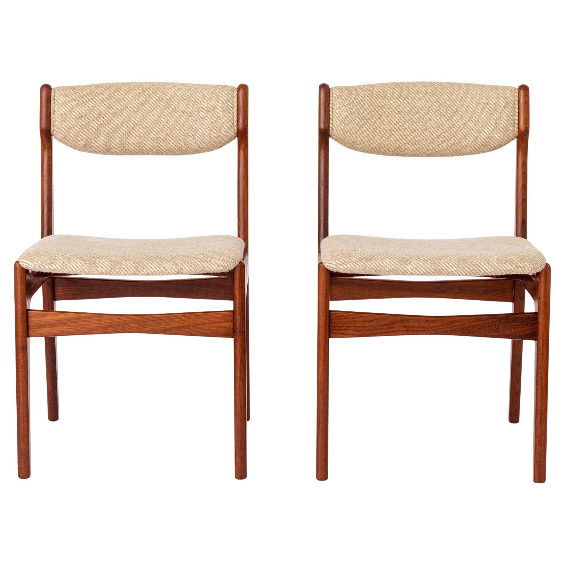 Pair of Vintage Teak Chairs  1960s-70s Mid-Century Modern Seating