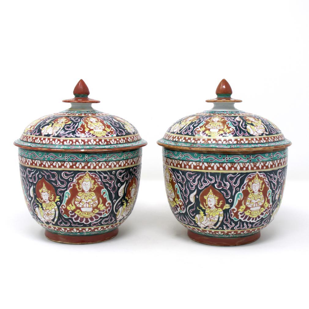 Other Pair of Vintage Thai Bencharong Lidded Jars, 20th century. For Sale