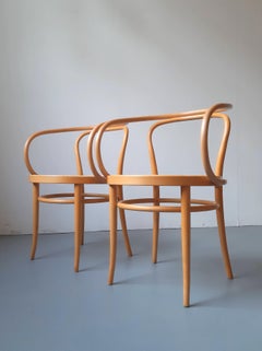 Paire de chaises vintage Thonet '209' en hêtre et rotin