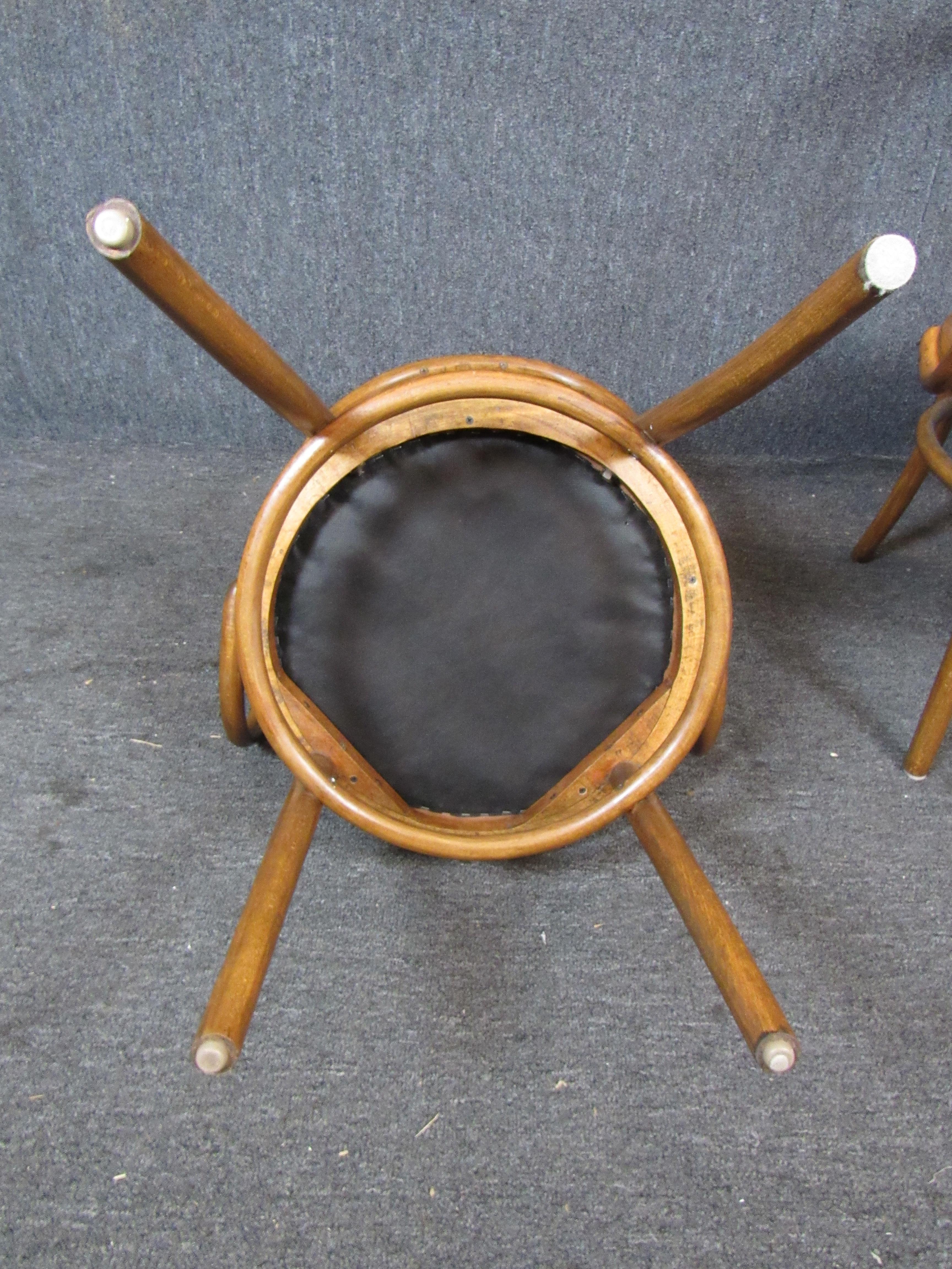 Pair of Vintage Thonet Bentwood Chairs 3
