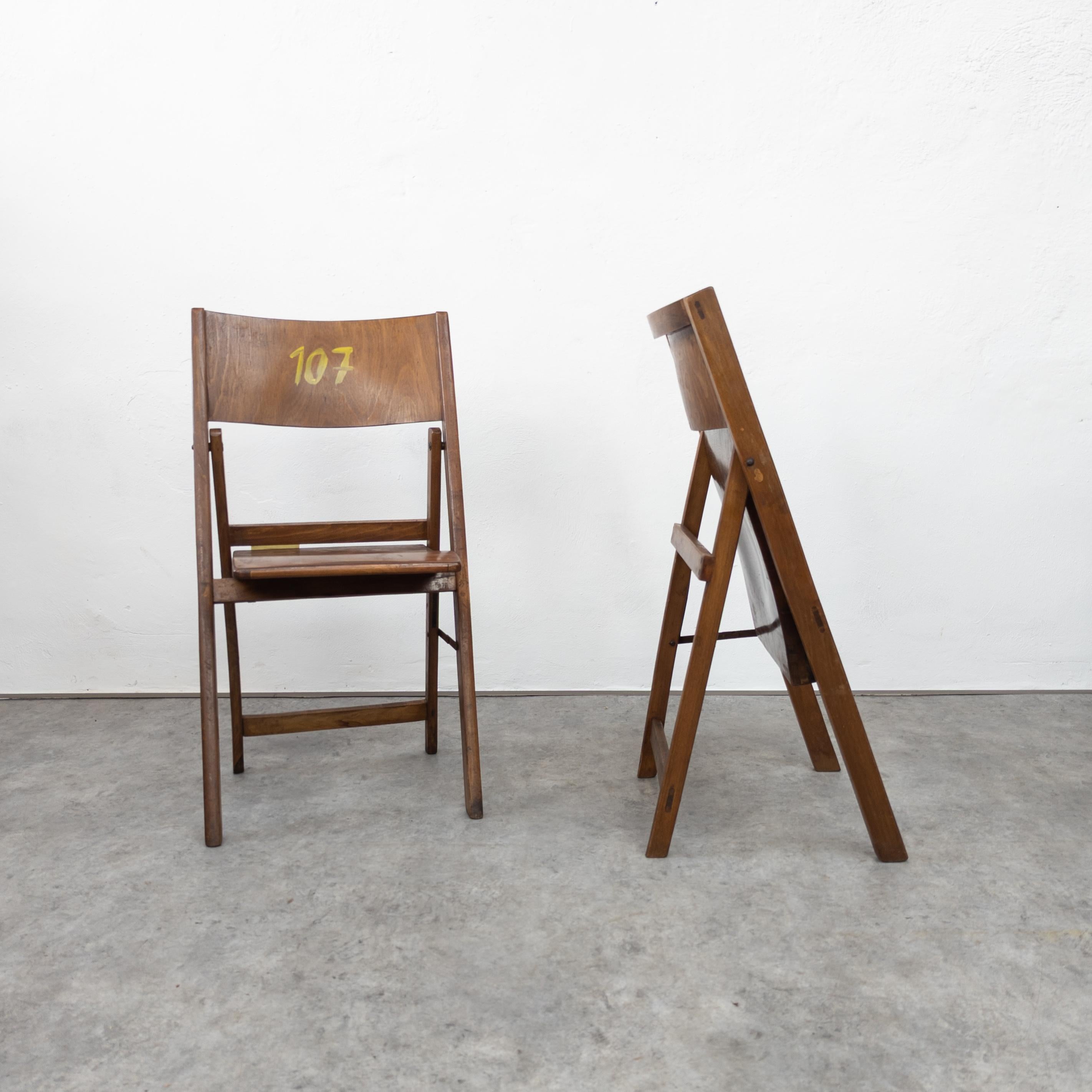 Pair of vintage Thonet folding chairs 1930s For Sale 1