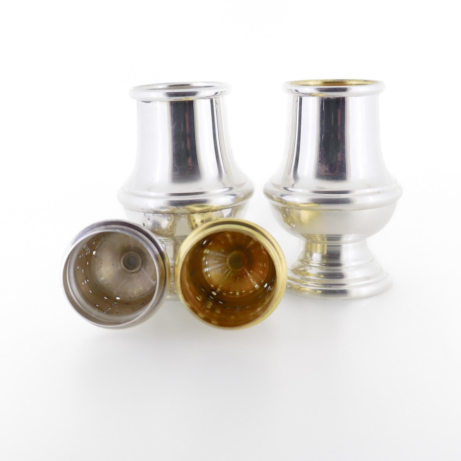 Pair of Vintage Tiffany & Co. Salt & Pepper Shakers For Sale 5