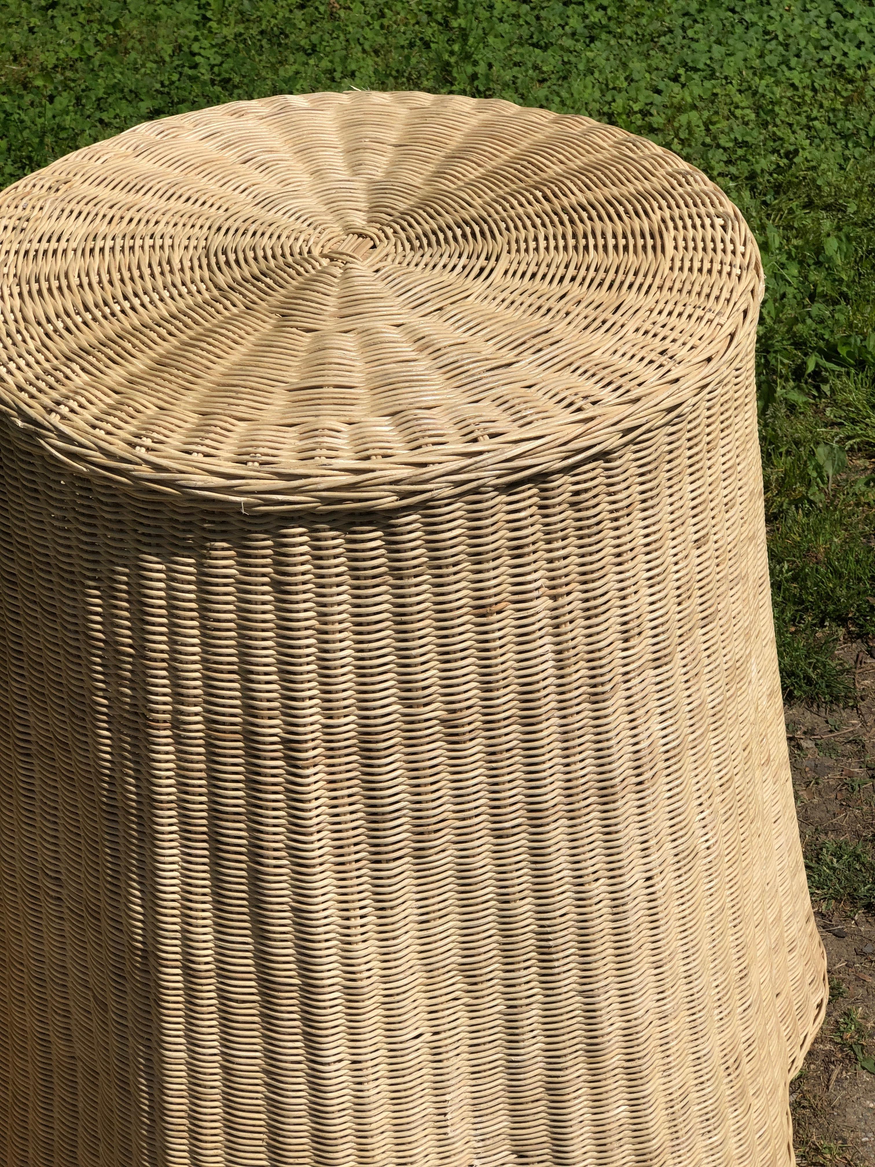 Paire de tables d'appoint 