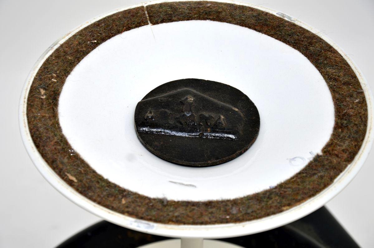 Métal Paire de tables d'appoint vintage en forme de tulipe par Arkana en vente