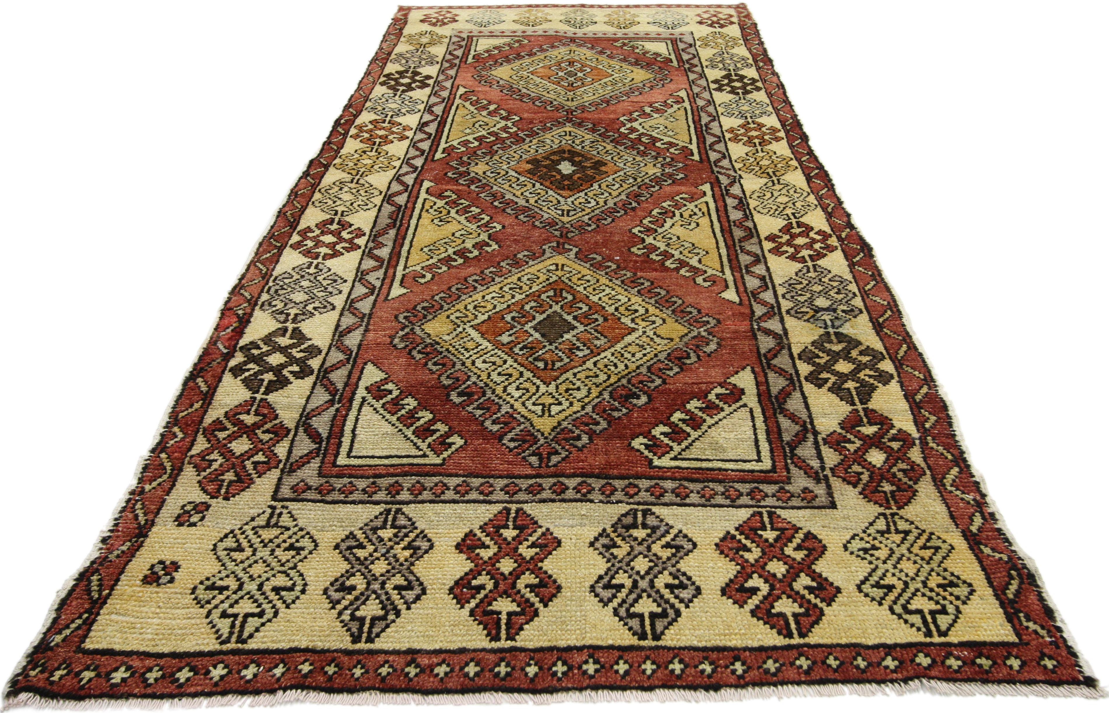 Pair of Vintage Turkish Oushak Runners, Matching Tribal Style Hallway Runners In Good Condition For Sale In Dallas, TX