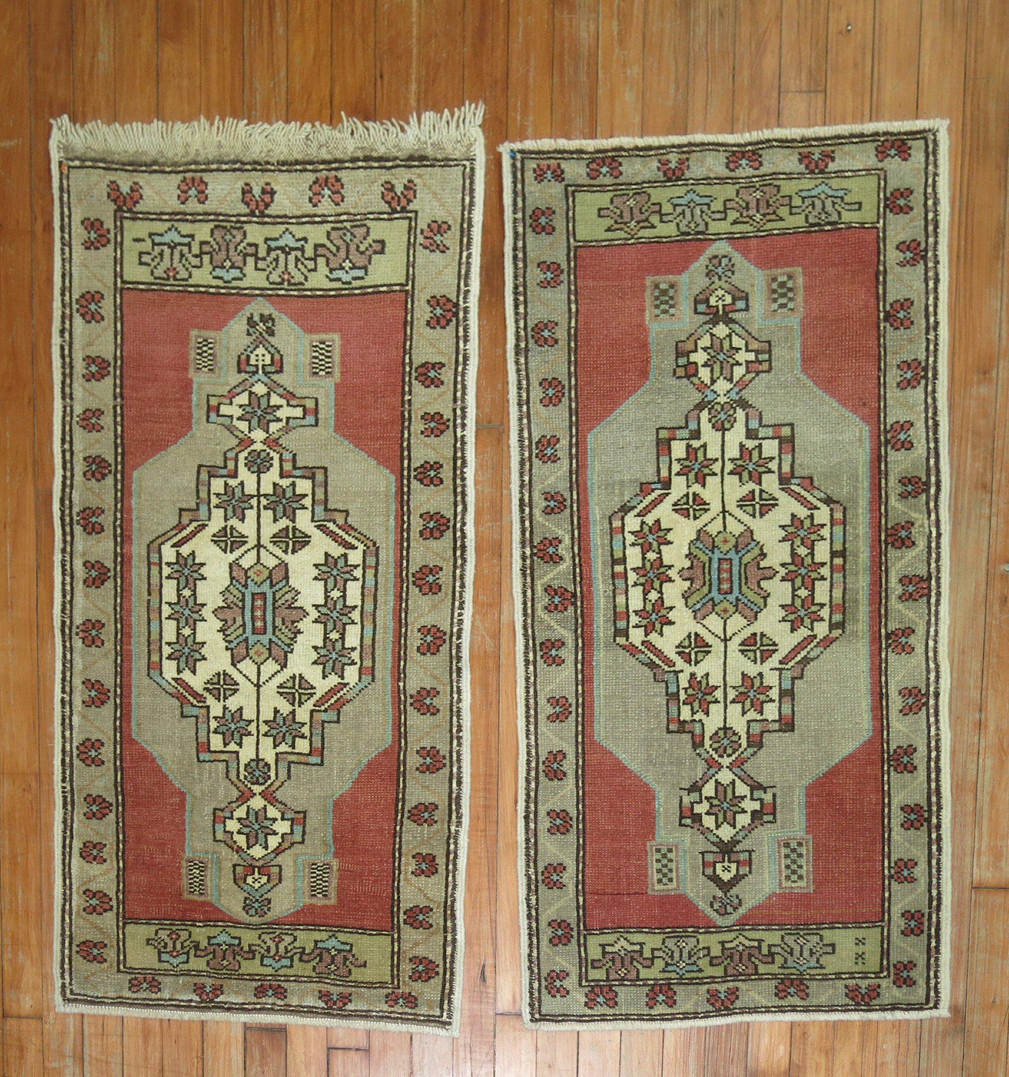 Sultanabad Pair of Vintage Turkish Yastik Rugs For Sale