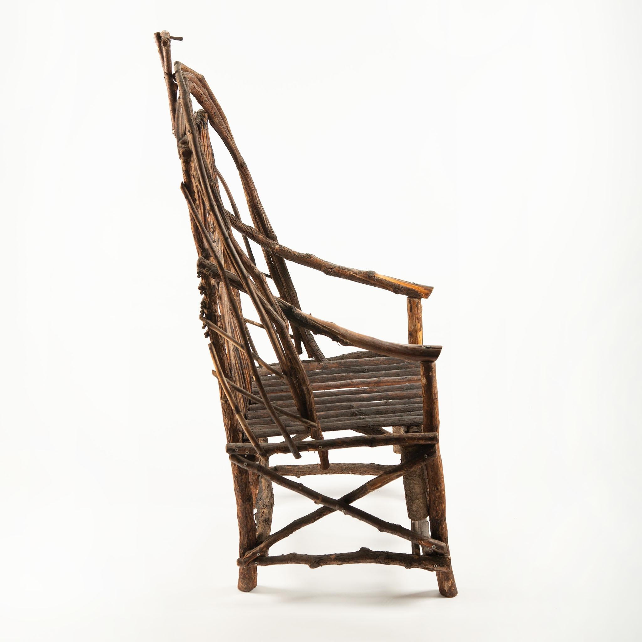 Pareja de sillas Adirondack vintage de ramas y palos Madera en venta