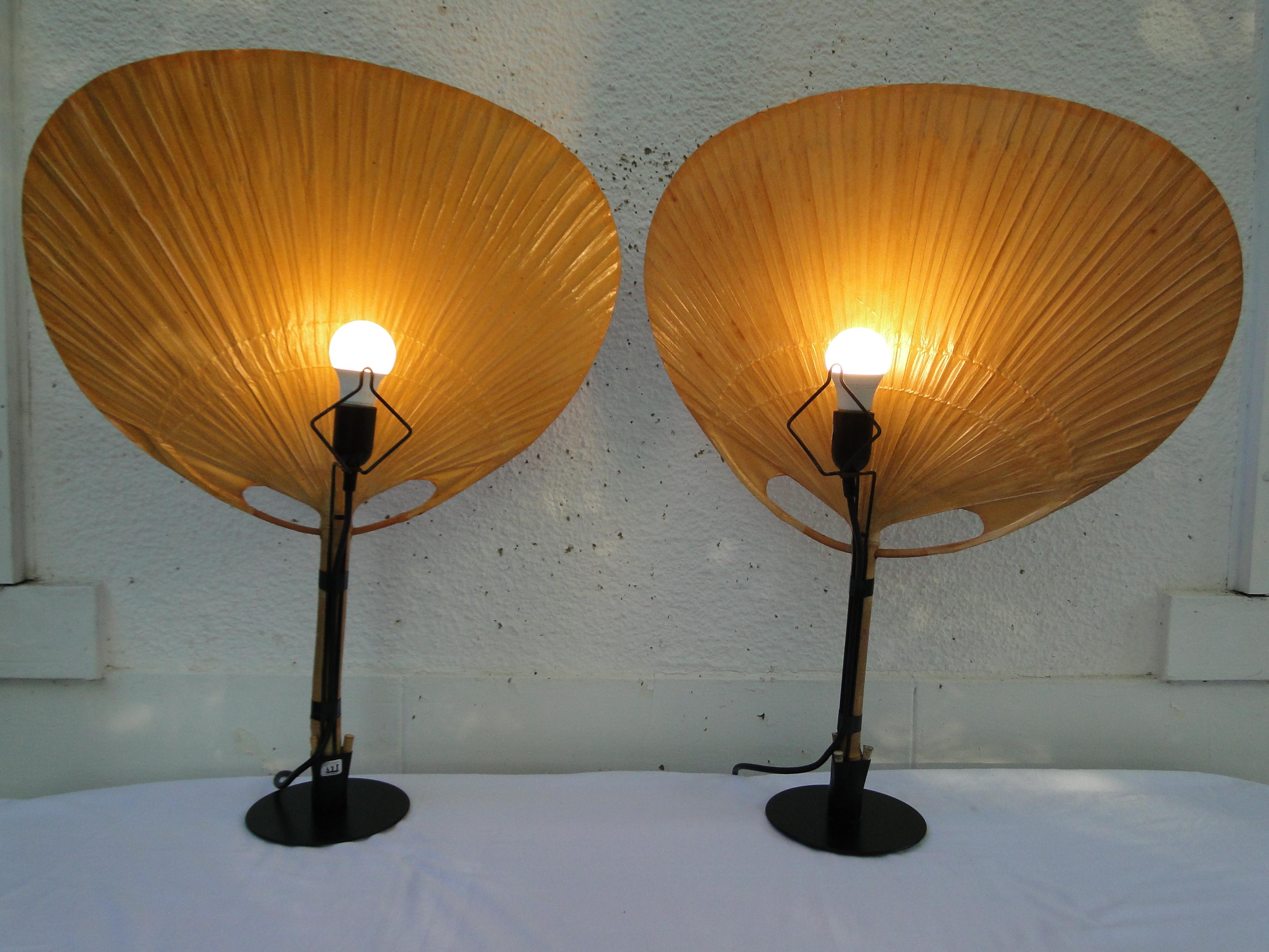 Coppia di lampade da tavolo o da parete d'epoca di Uchiwa Ingo Maurer per M Design.  Germania anni '70 in vendita 6