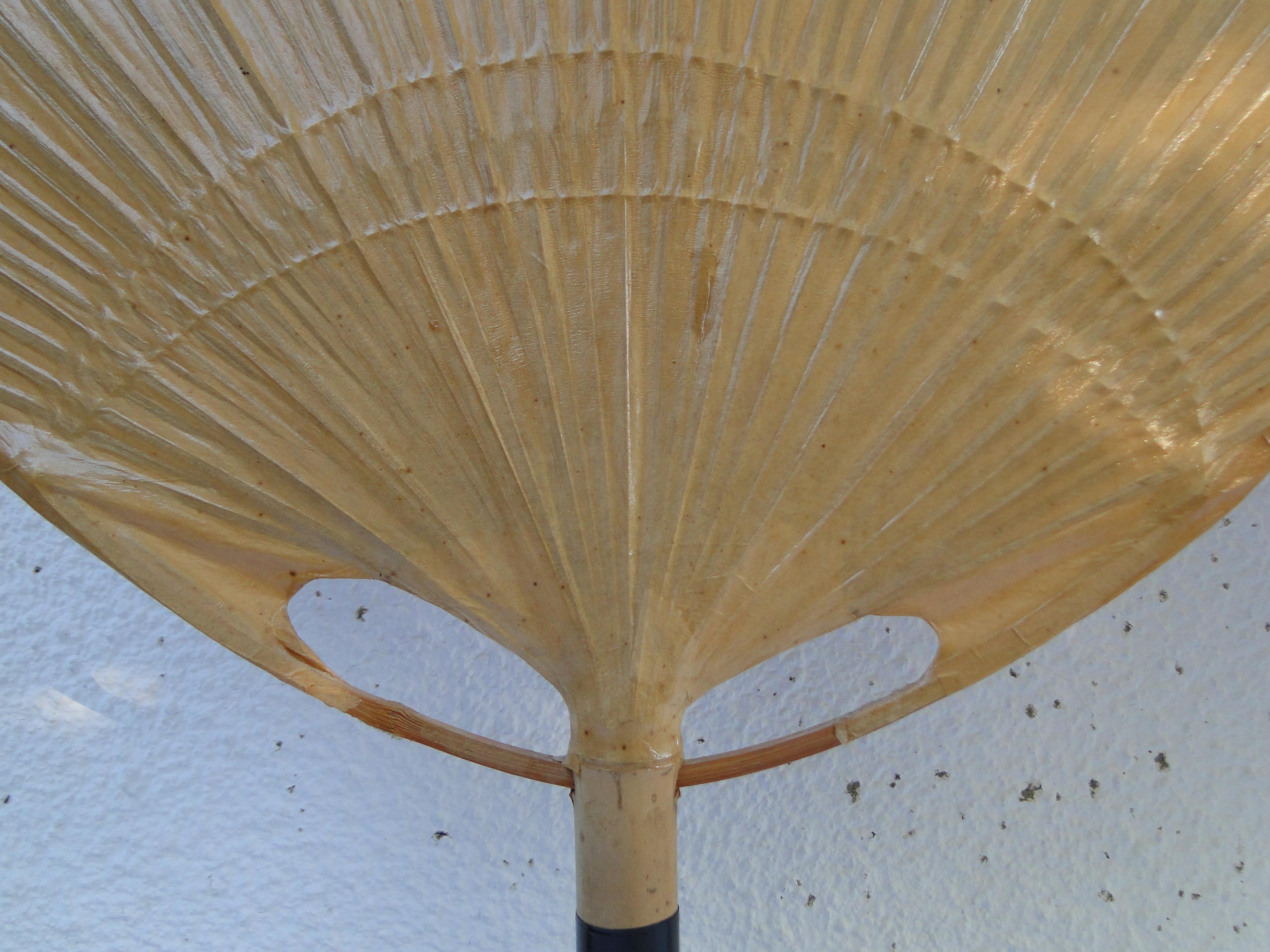 Bambù Coppia di lampade da tavolo o da parete d'epoca di Uchiwa Ingo Maurer per M Design.  Germania anni '70 in vendita