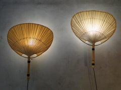 Coppia di Ingo Maurer Uchiwa d'epoca  Lampade da parete per M Design  Germania anni '70