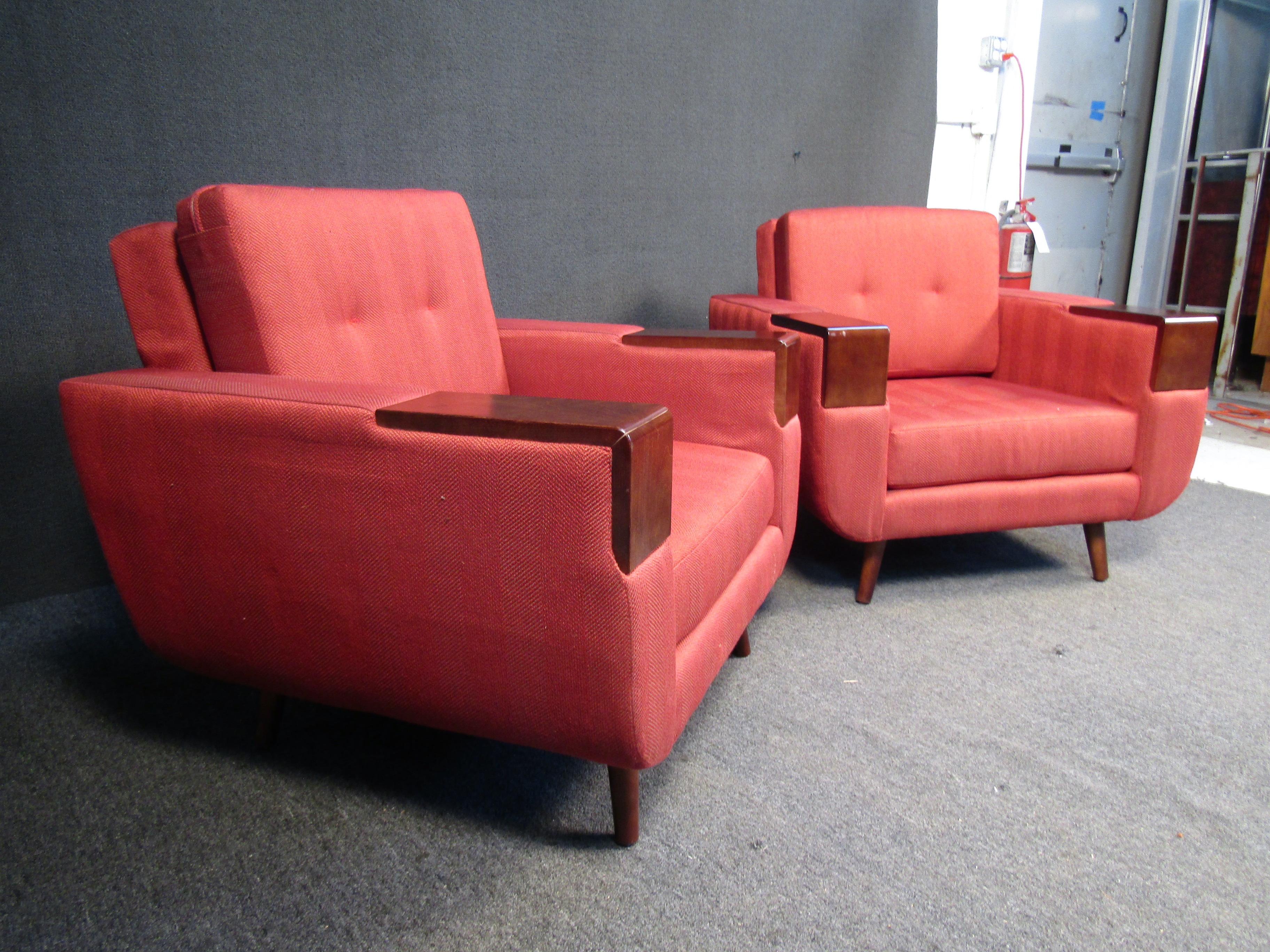 Mid-20th Century Pair of Vintage Upholstered Lounge Chairs For Sale