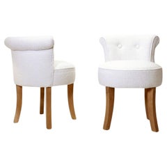Pareja de taburetes de tocador de época - Madera y tela Boucle blanca