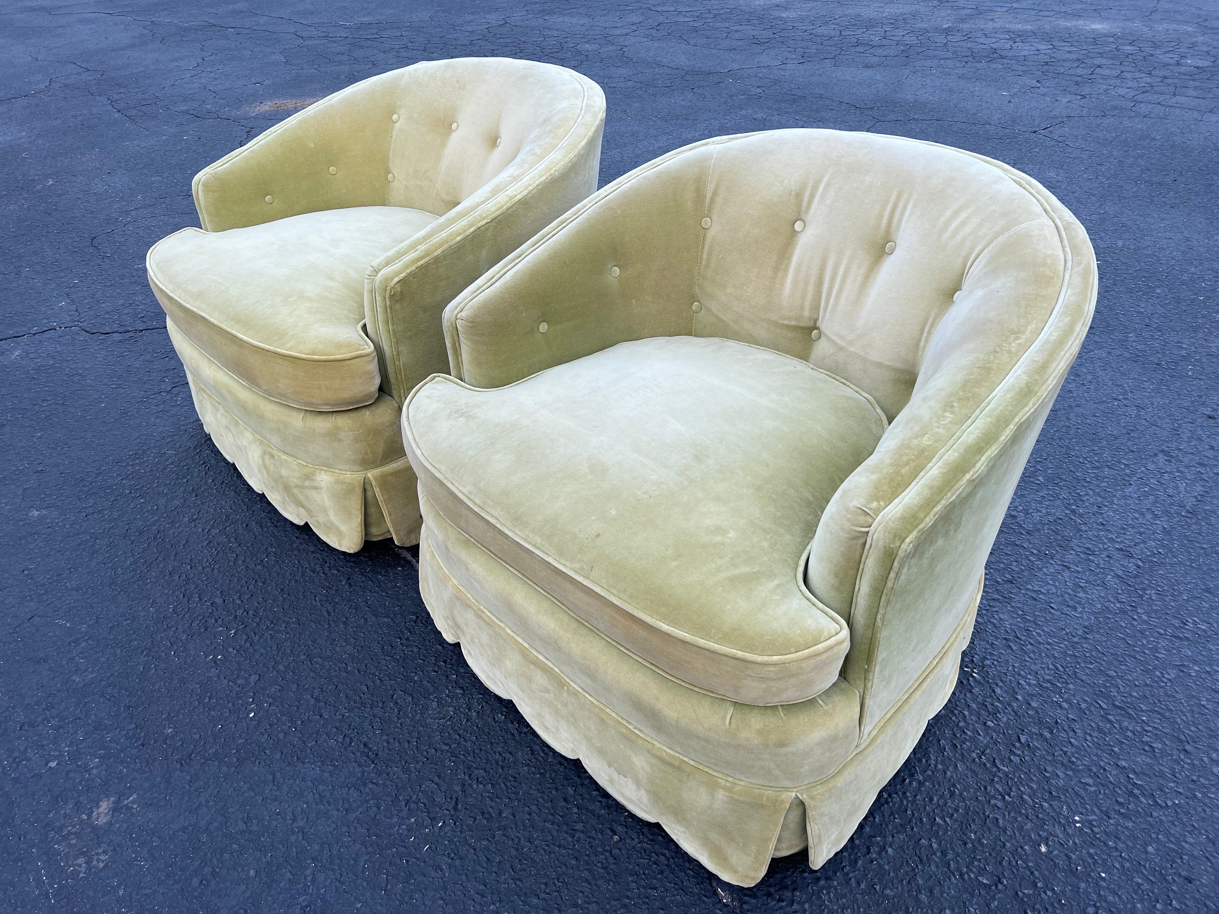 Mid-20th Century Pair of Vintage Velvet Henredon Swivel Chairs