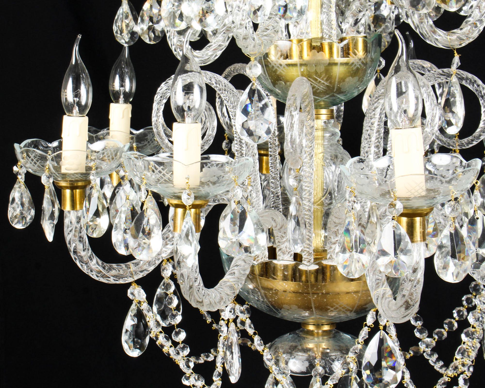 Pair of Vintage Venetian 12 Light Crystal Chandeliers 20th Century For Sale 4