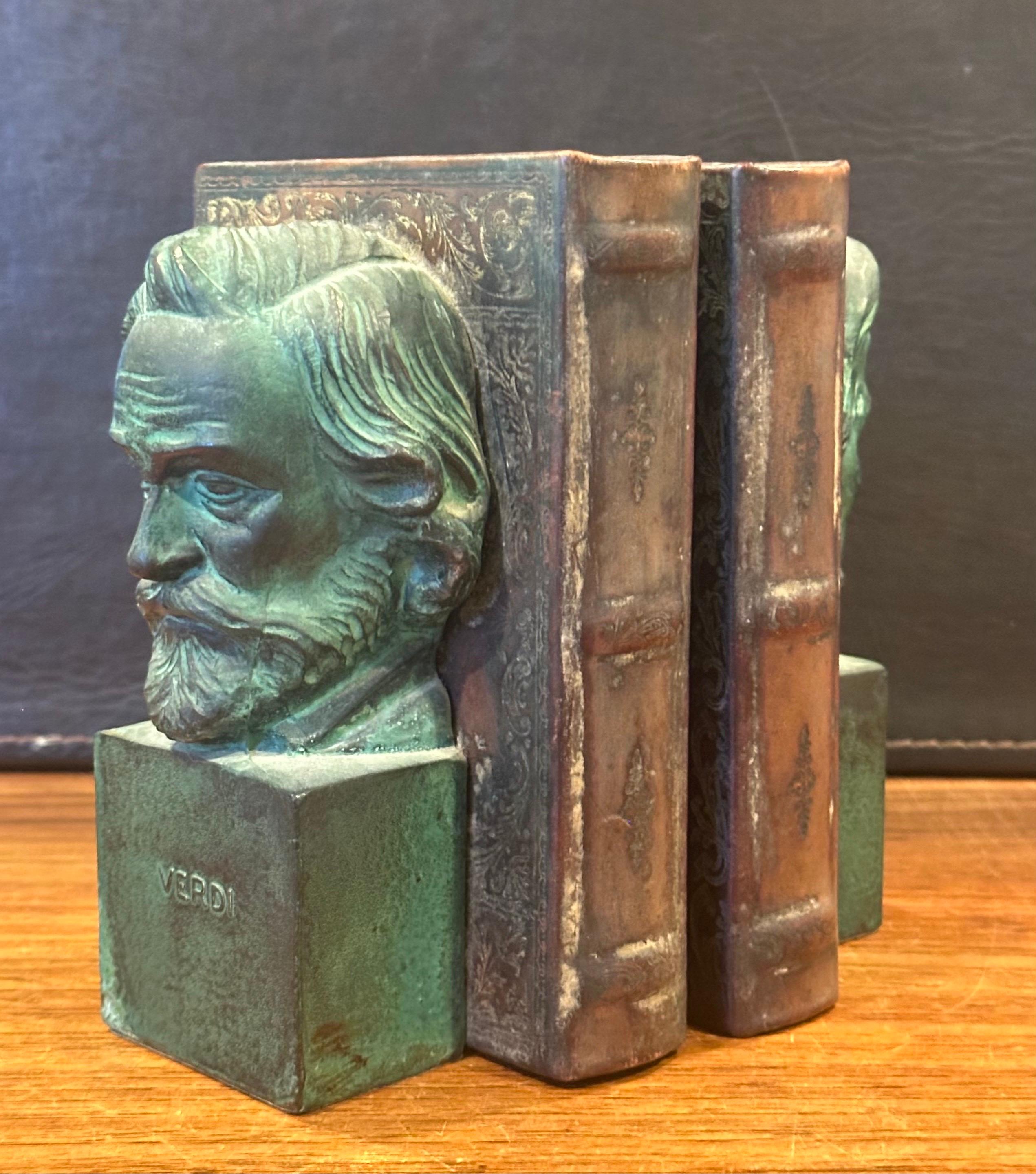 Coppia di reggilibri d'epoca in bronzo di Verdi e Wagner Compositore in vendita 6