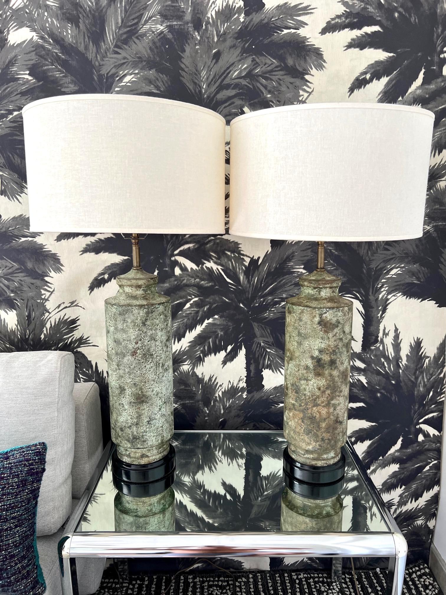 Mid-Century Modern Pair of Pagoda Column Lamps with Verdigris Finish and Ebony Bases, 1960s For Sale