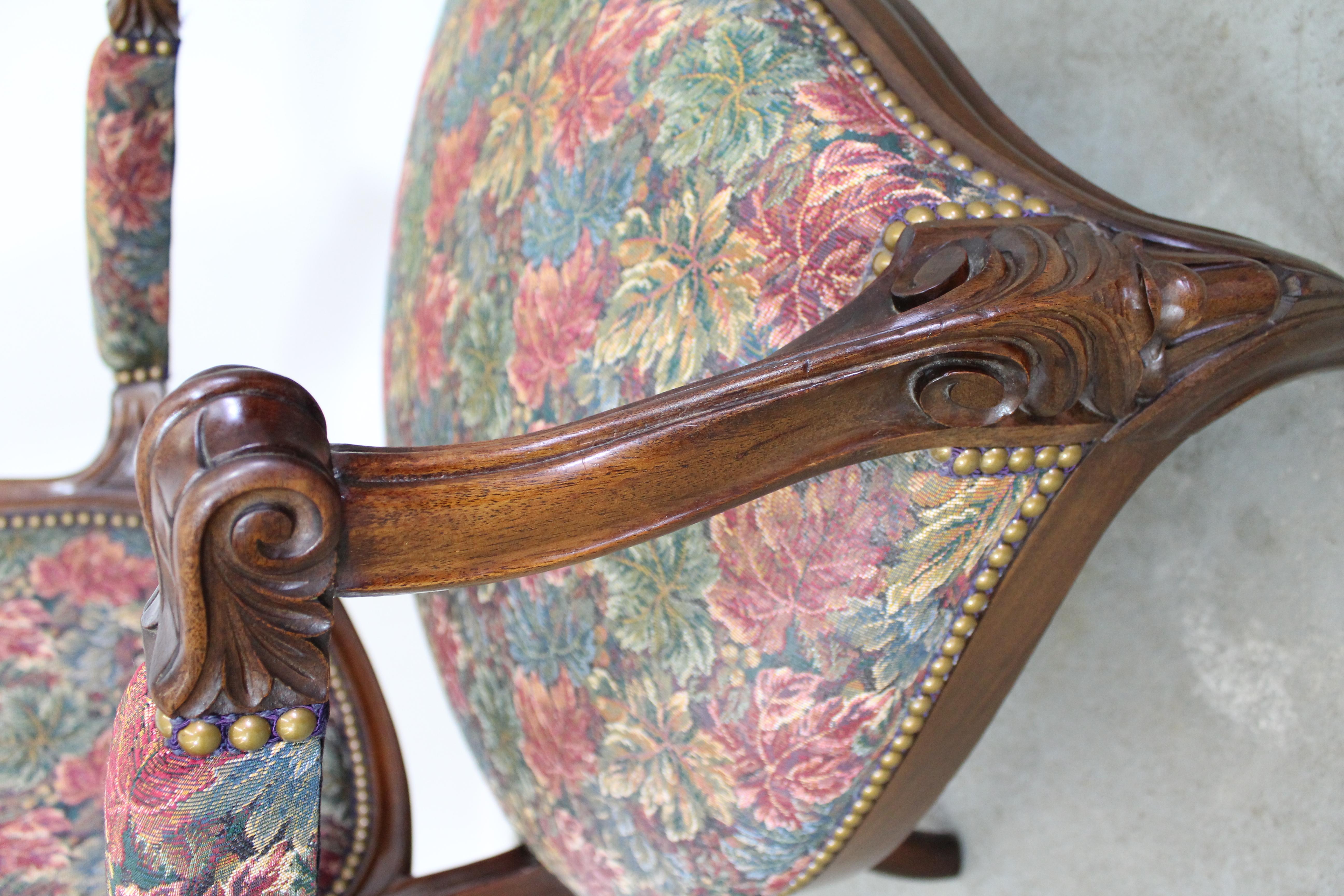 Pair of Vintage Victorian Parlor Set Ladies and Gentleman Chairs 3