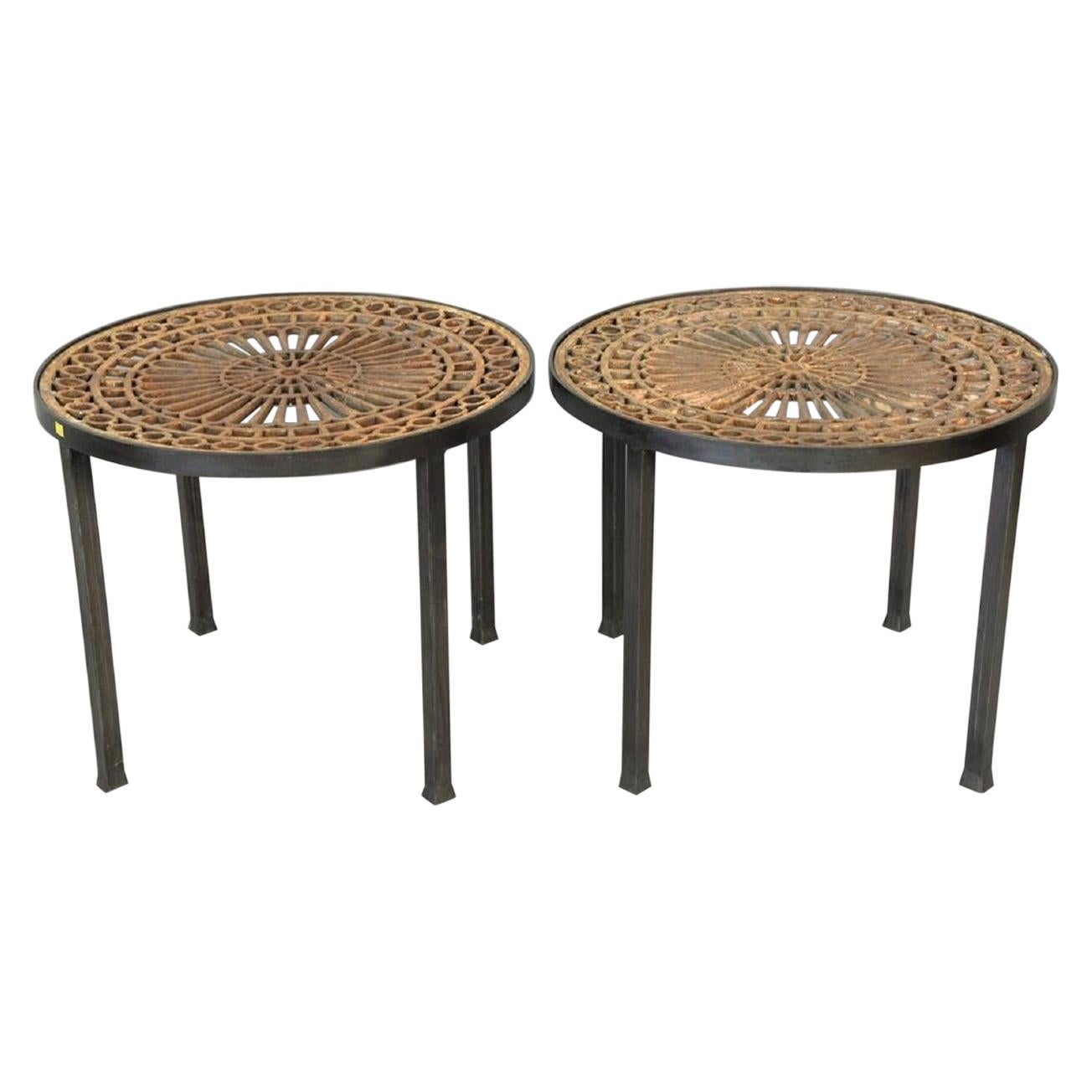 Paire de tables victoriennes vintage avec plateau en fonte