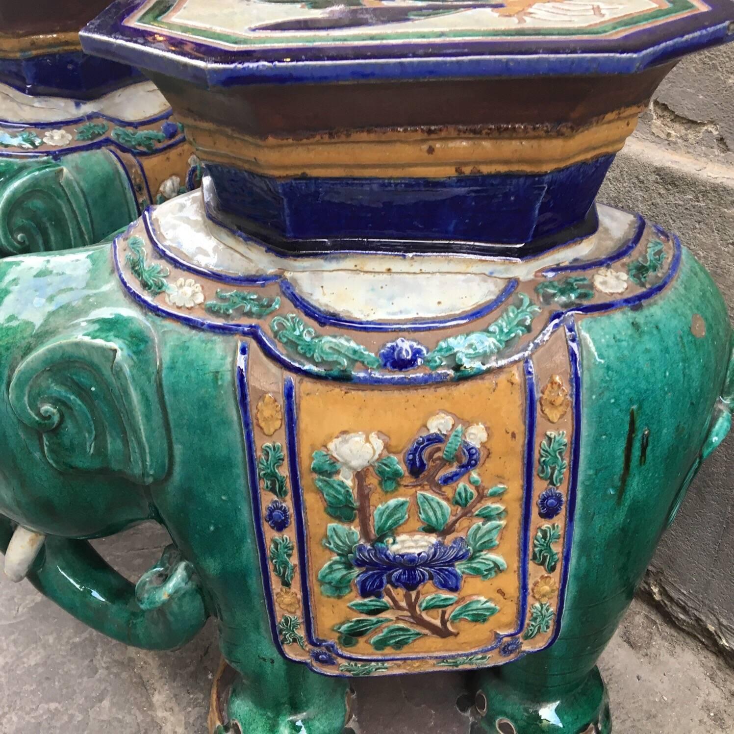 Pair of Vintage Vietnamese Ceramic Elephant Tables / Plant Stands In Good Condition In Florence, IT