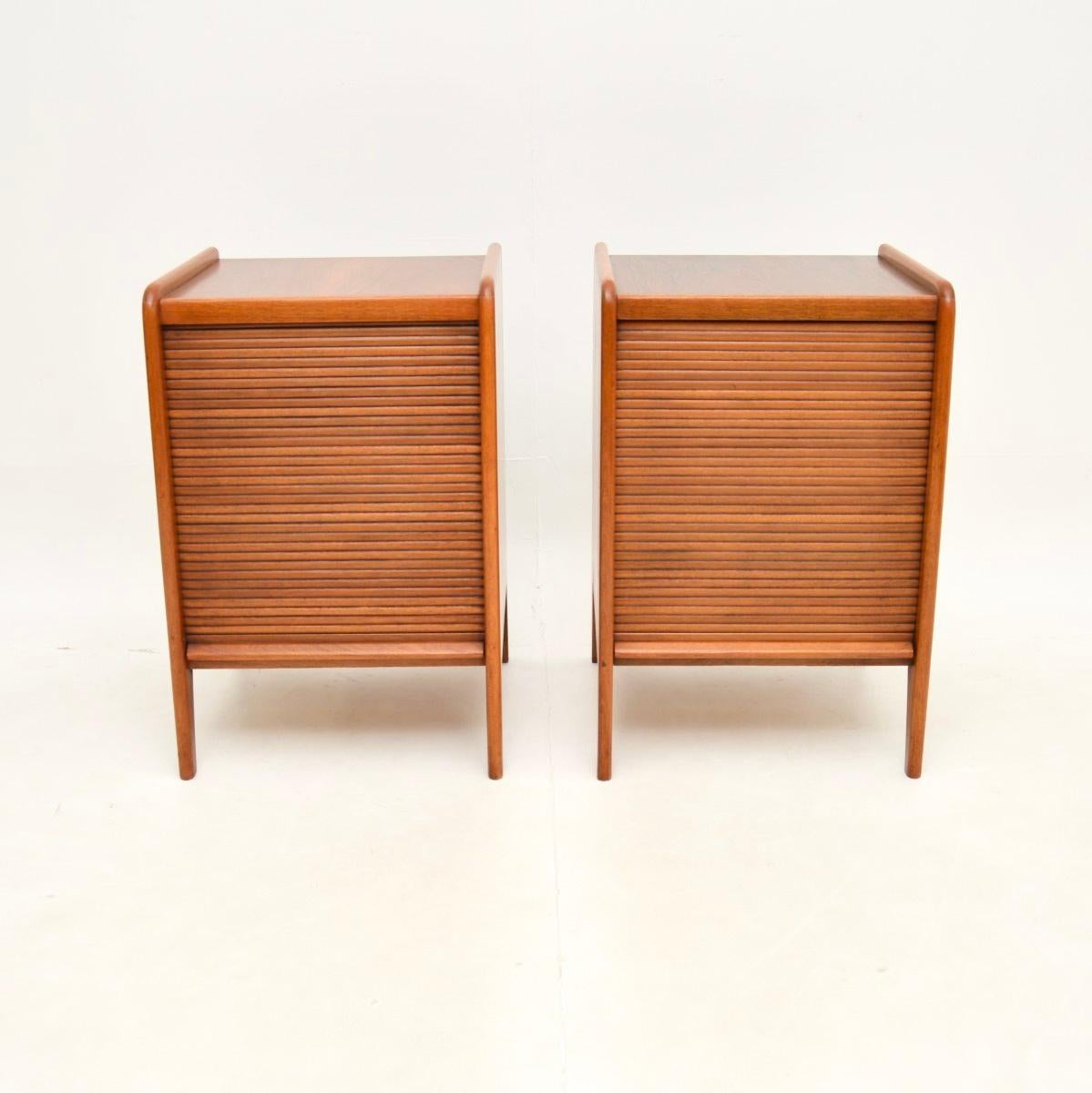 Pair of Vintage Walnut Tambour Front Bedside Cabinets In Good Condition In London, GB