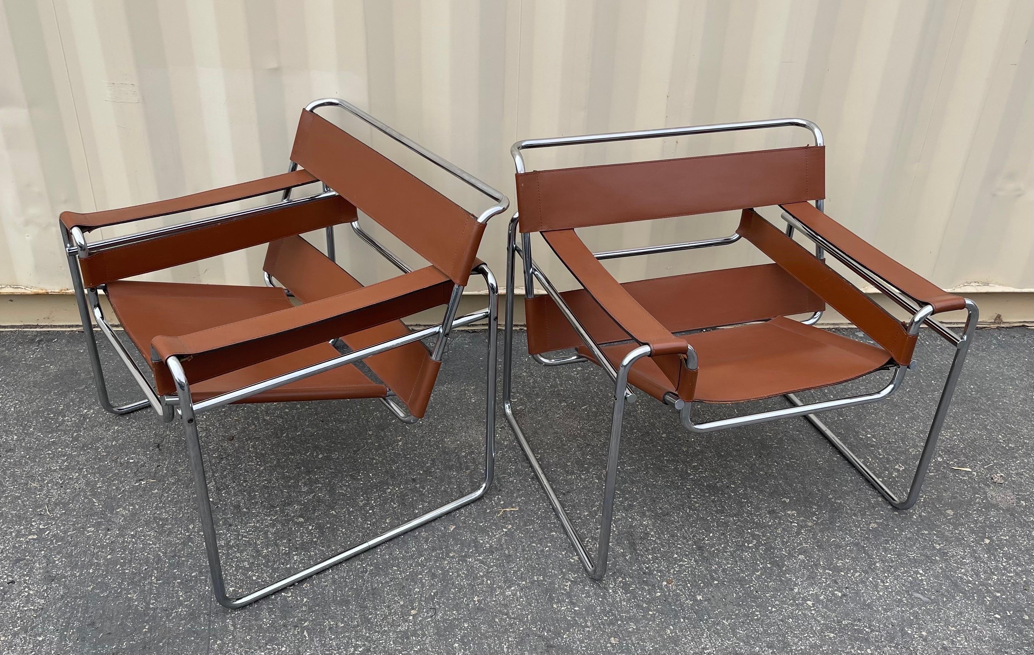 Mid-Century Modern Pair of Vintage Wassily Chairs by Marcel Breuer for Stendig / Gavina
