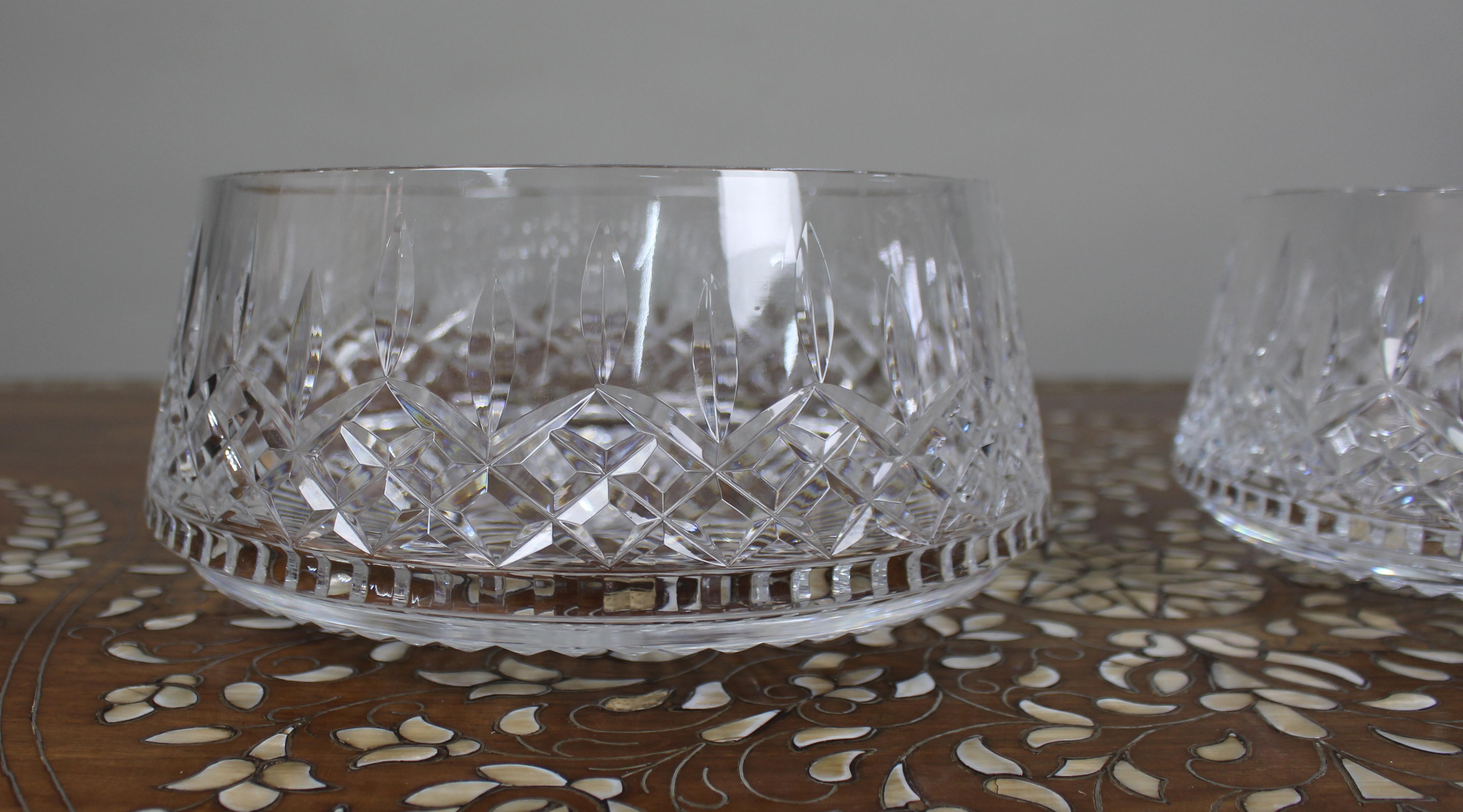 Paar handgeschliffene Vintage Waterford Crystal Schalen im Zustand „Gut“ im Angebot in Worcester, GB