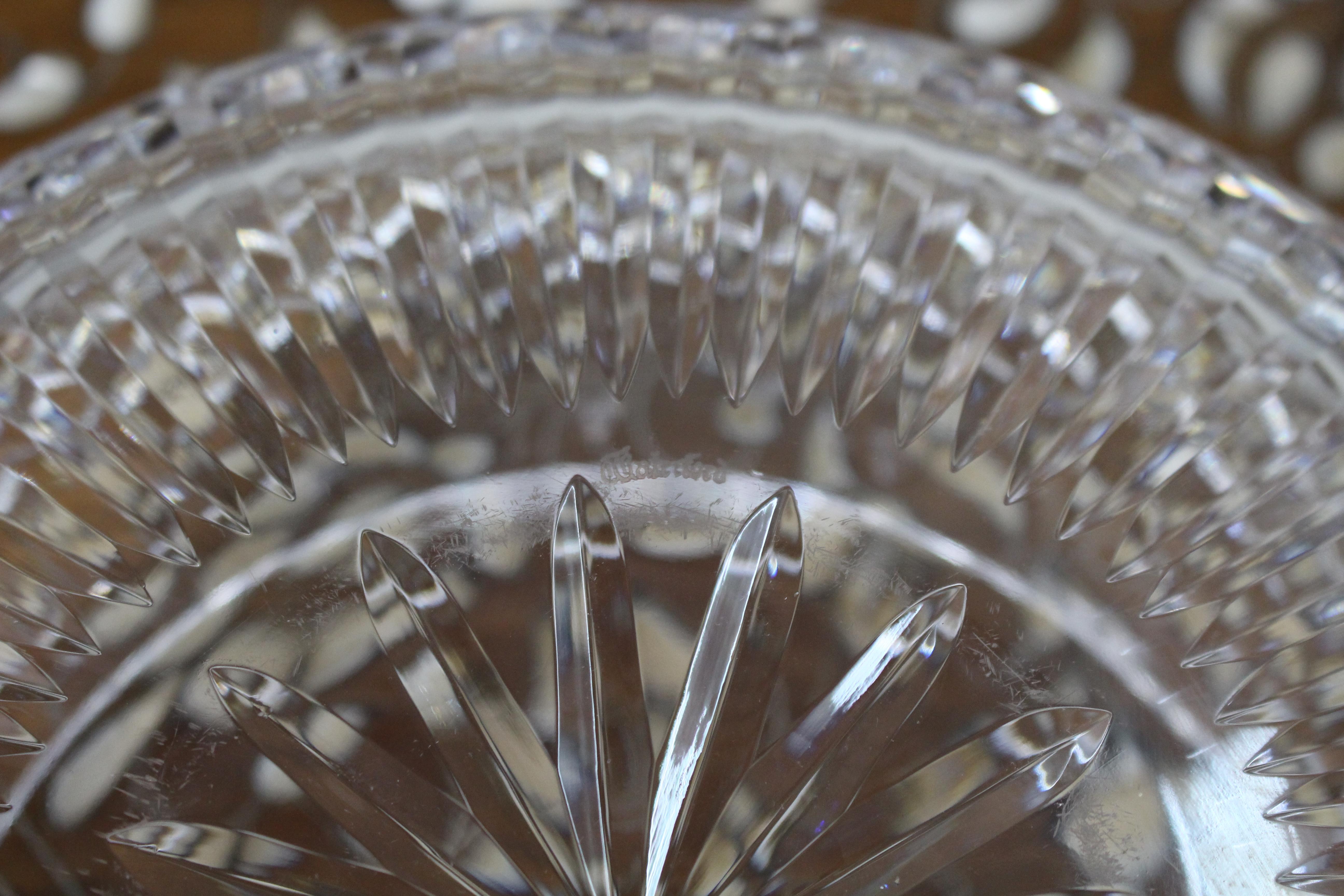 Paar handgeschliffene Vintage Waterford Crystal Schalen im Angebot 2