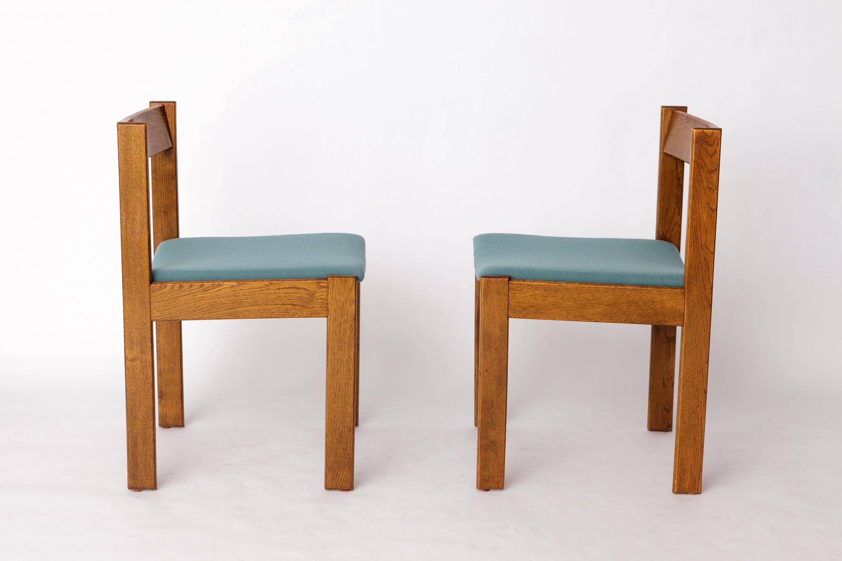 Pareja de sillas de comedor Wenzel Vintage, diseño alemán de los años 70 - Reformadas, abeto finales del siglo XX en venta